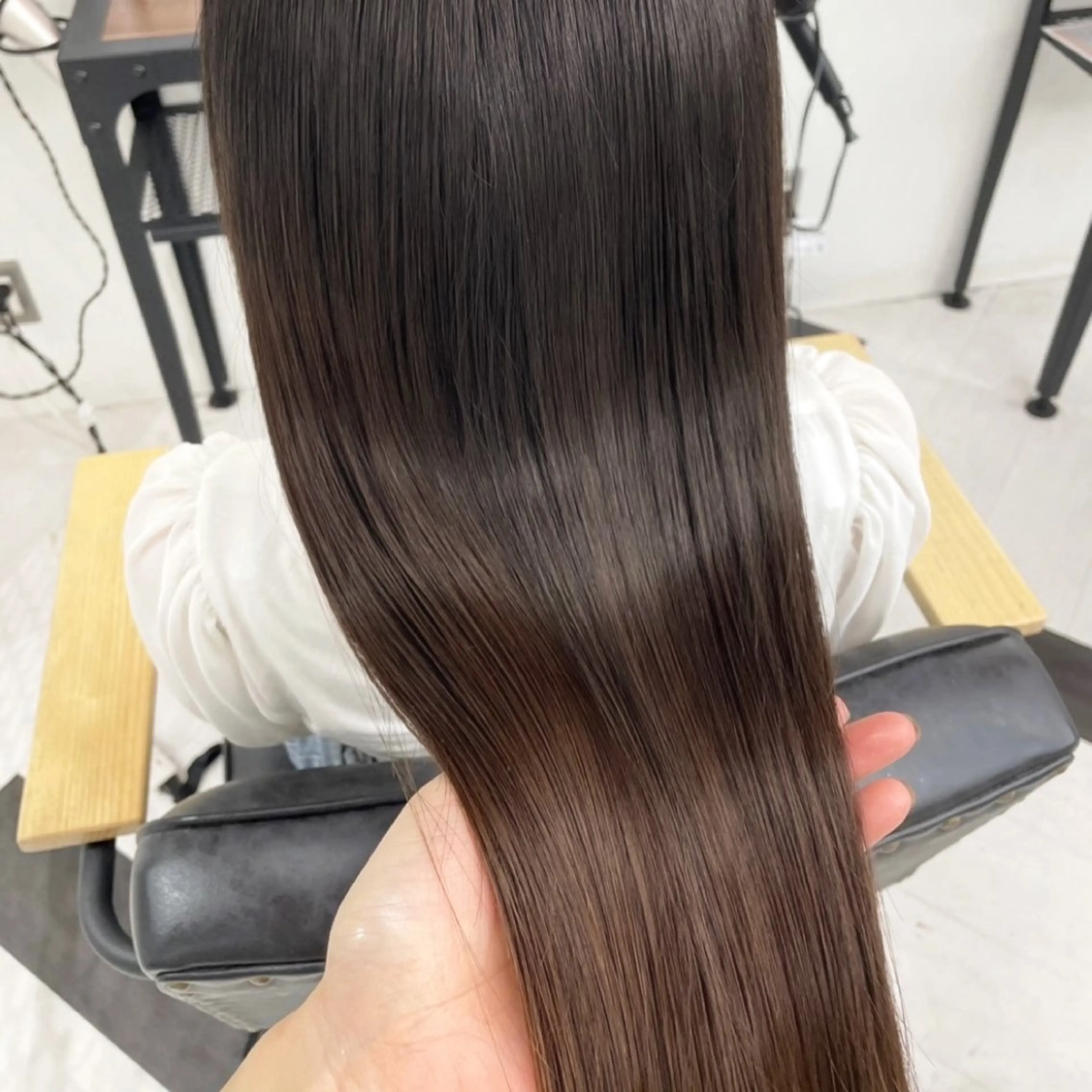 ミディアム カラー パーマ ヘアアレンジ メンズ 髪質改善 トリートメント mona/ ストレートスタイル✨のヘアスタイル