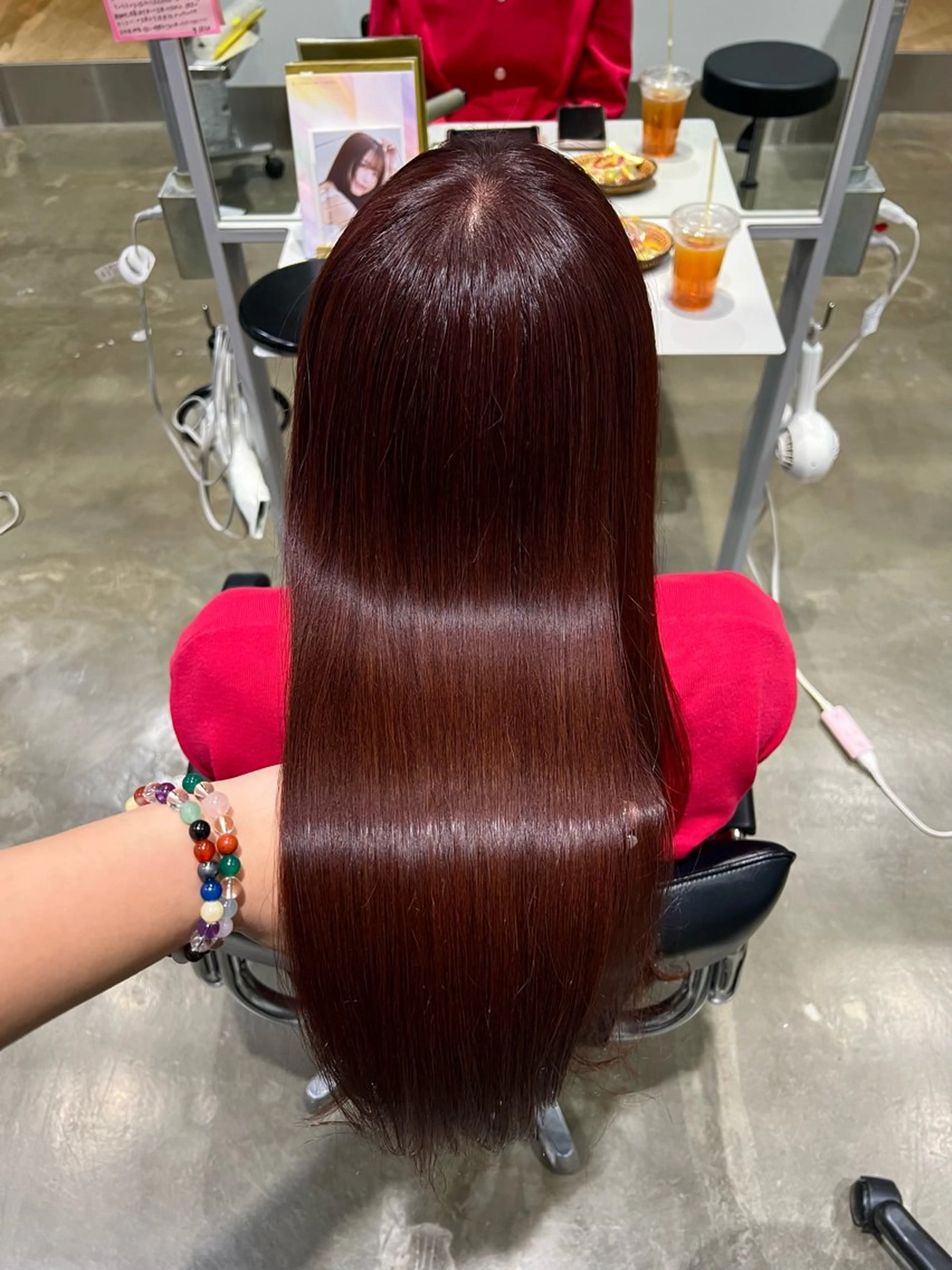 ロング カラー ブラウンカラー ピンクカラー ピンクブラウン ロング ヘアカラー トリートメント Helena みなつのヘアスタイル