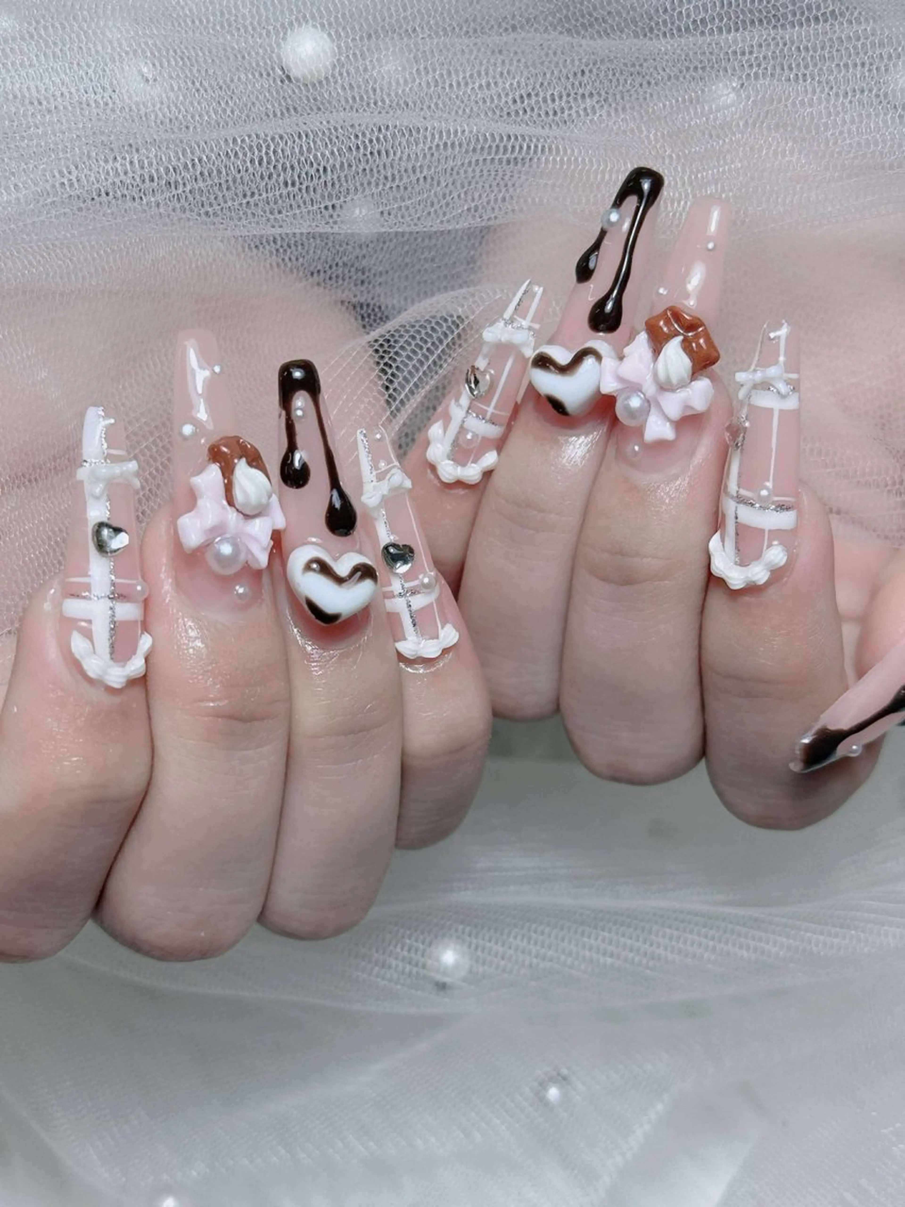 ネイル オーロラネイル チークネイル 長さ出し フレンチネイル ハロウィン Lumi Nail 新大久保3‘のネイルデザイン