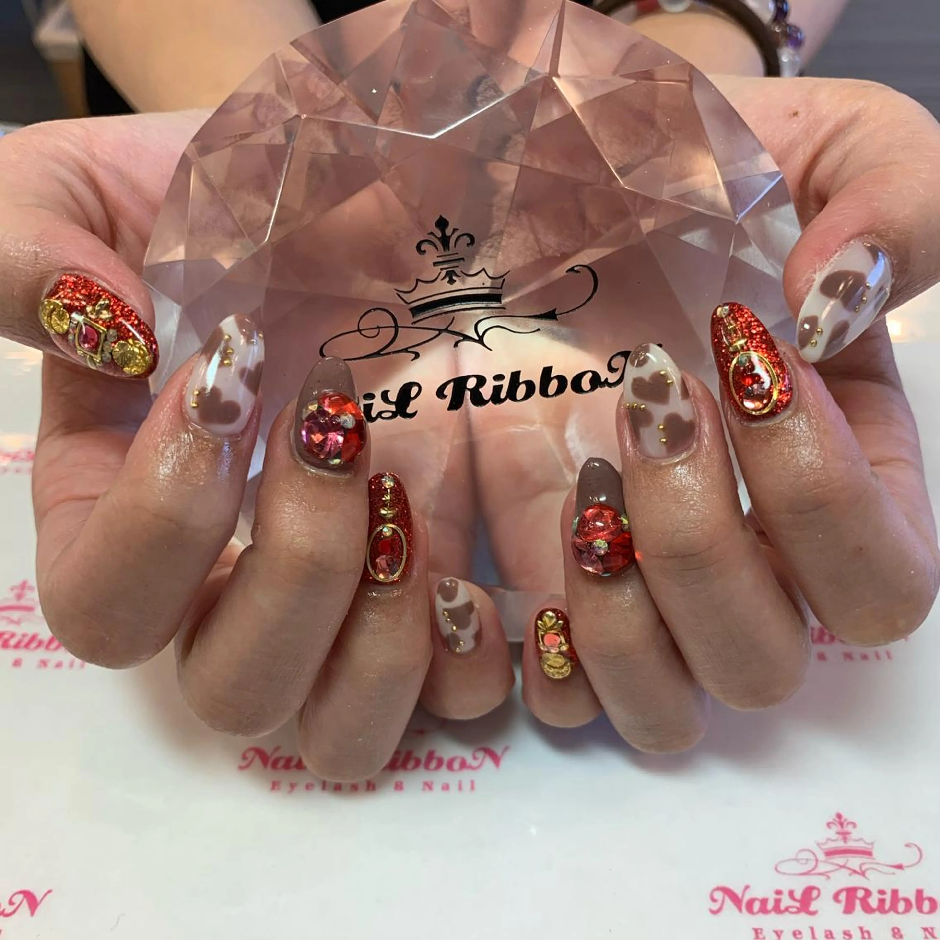 ネイル ネイルリボン 受付スタッフのネイルデザイン