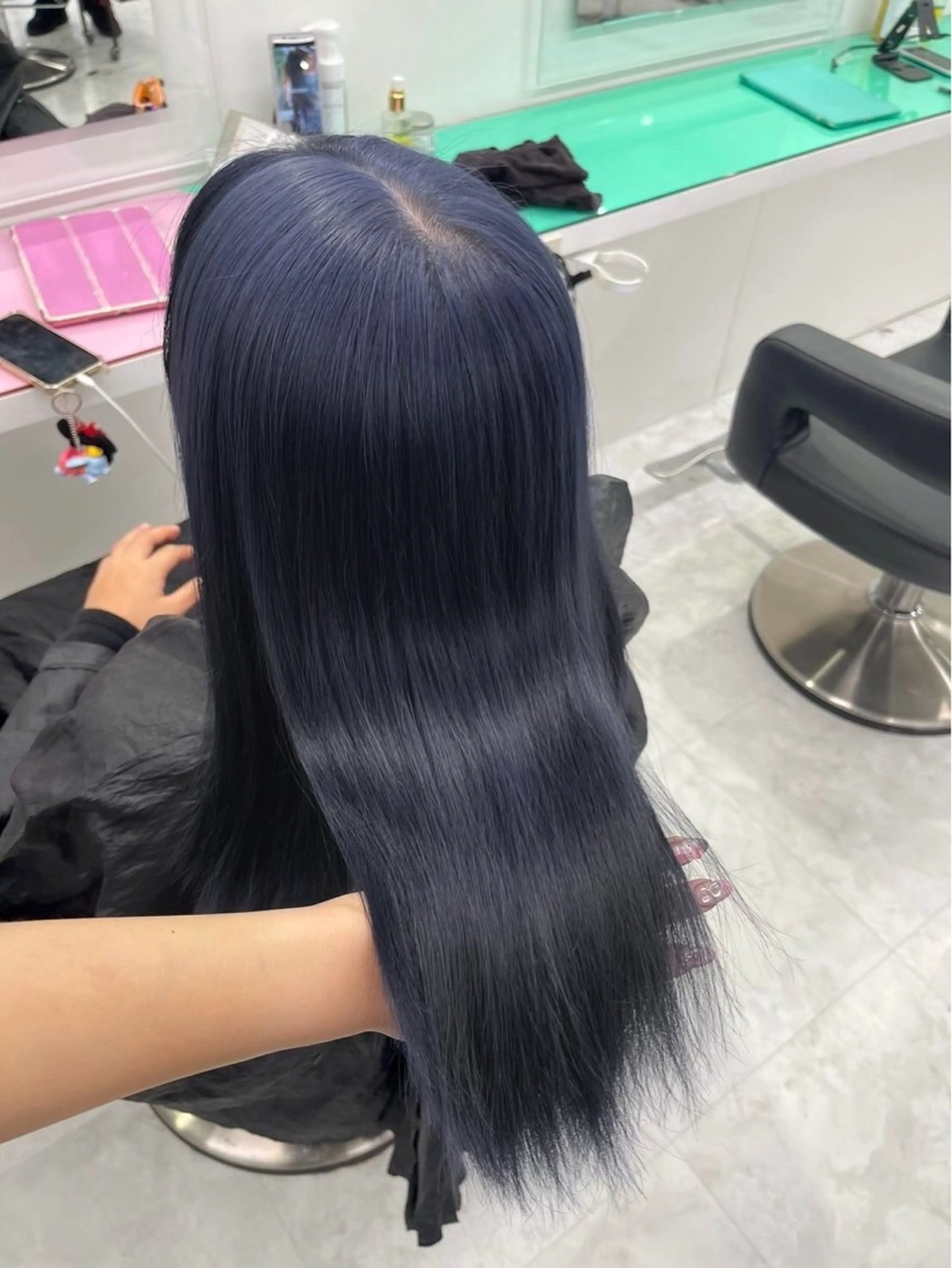 セミロング カラー ヘアアレンジ ヘアカラー 🎀RIN🎀 就活🩶暗髪カラーのヘアスタイル