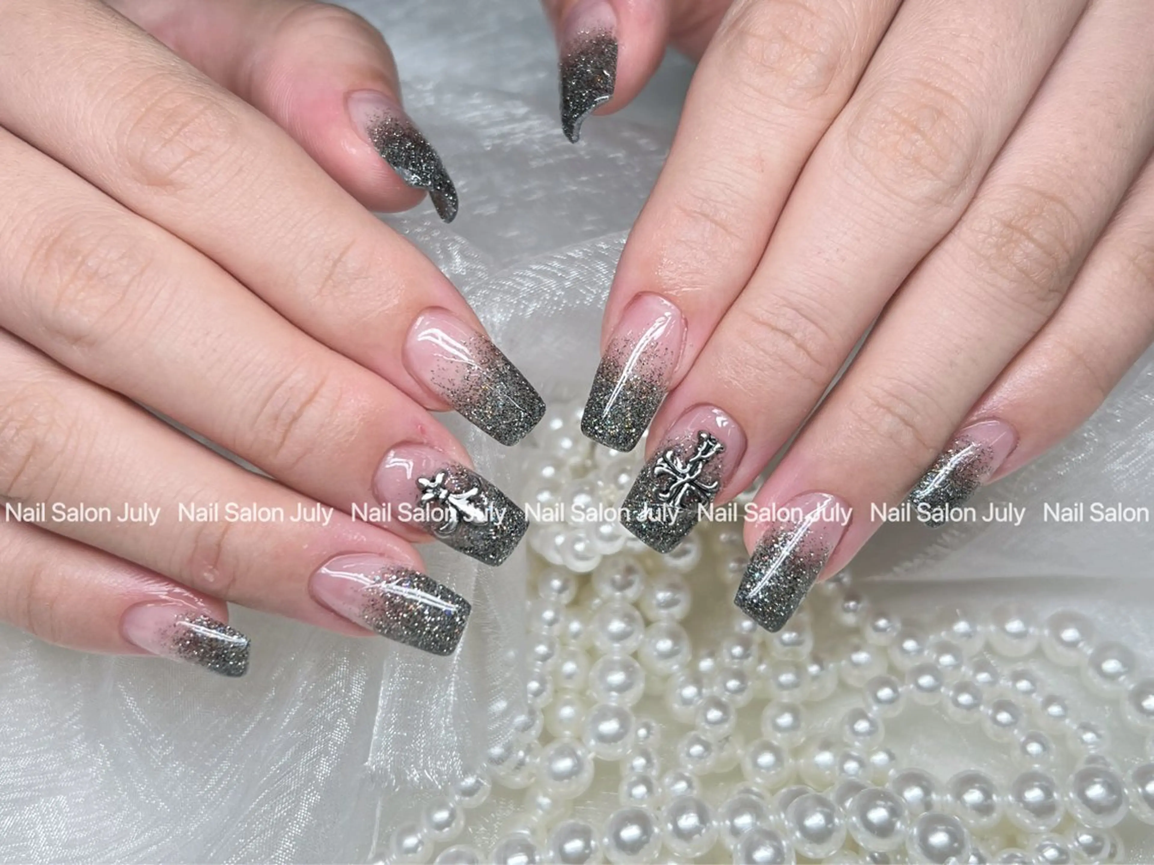 ネイル アートネイル オーロラネイル ジェルネイル ガーリー キラキラネイル ハンドネイル July モモのネイルデザイン