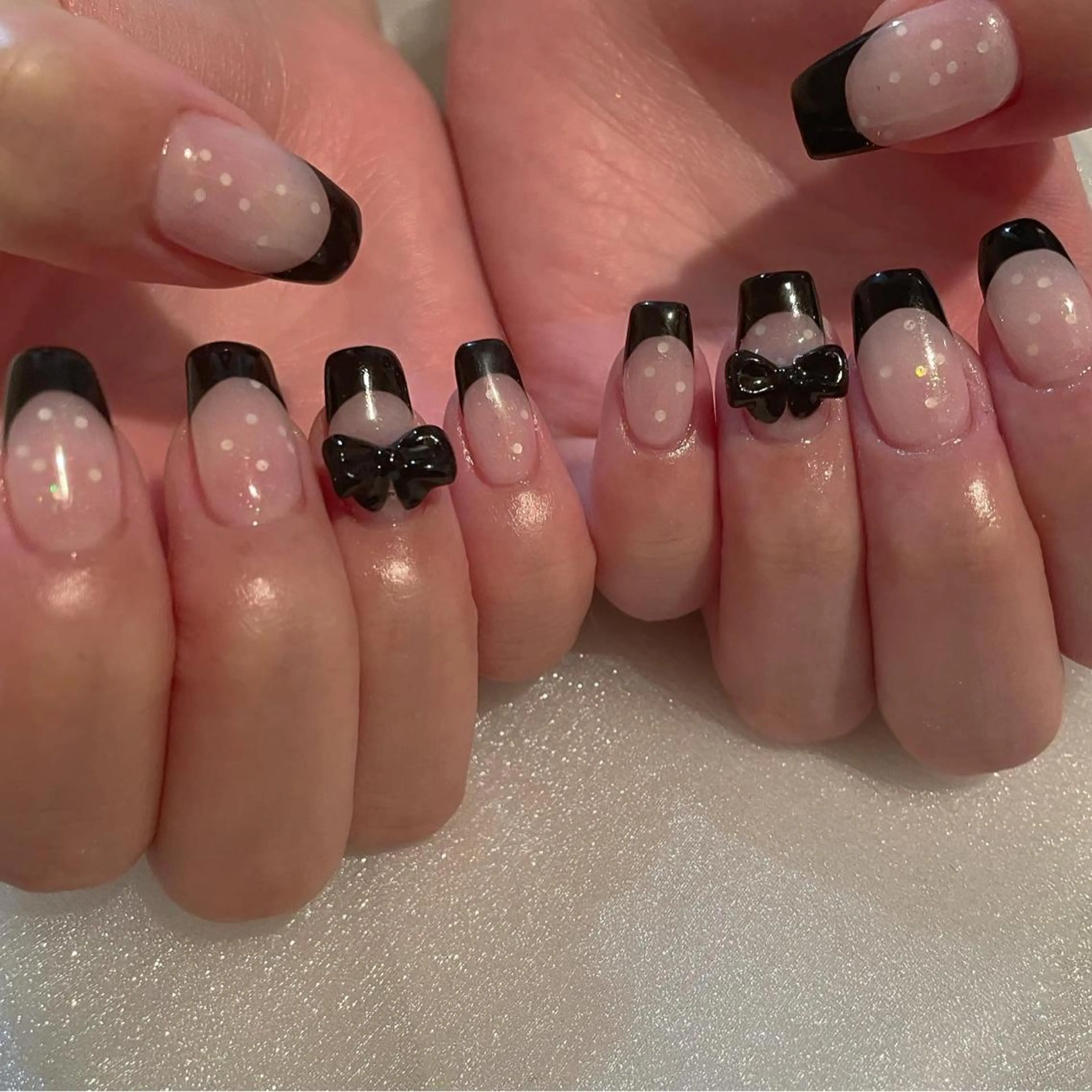 ネイル フレンチネイル リボン ハンドネイル ハンドケア lyly.nail所属・lylynail YUUKAのネイルデザイン