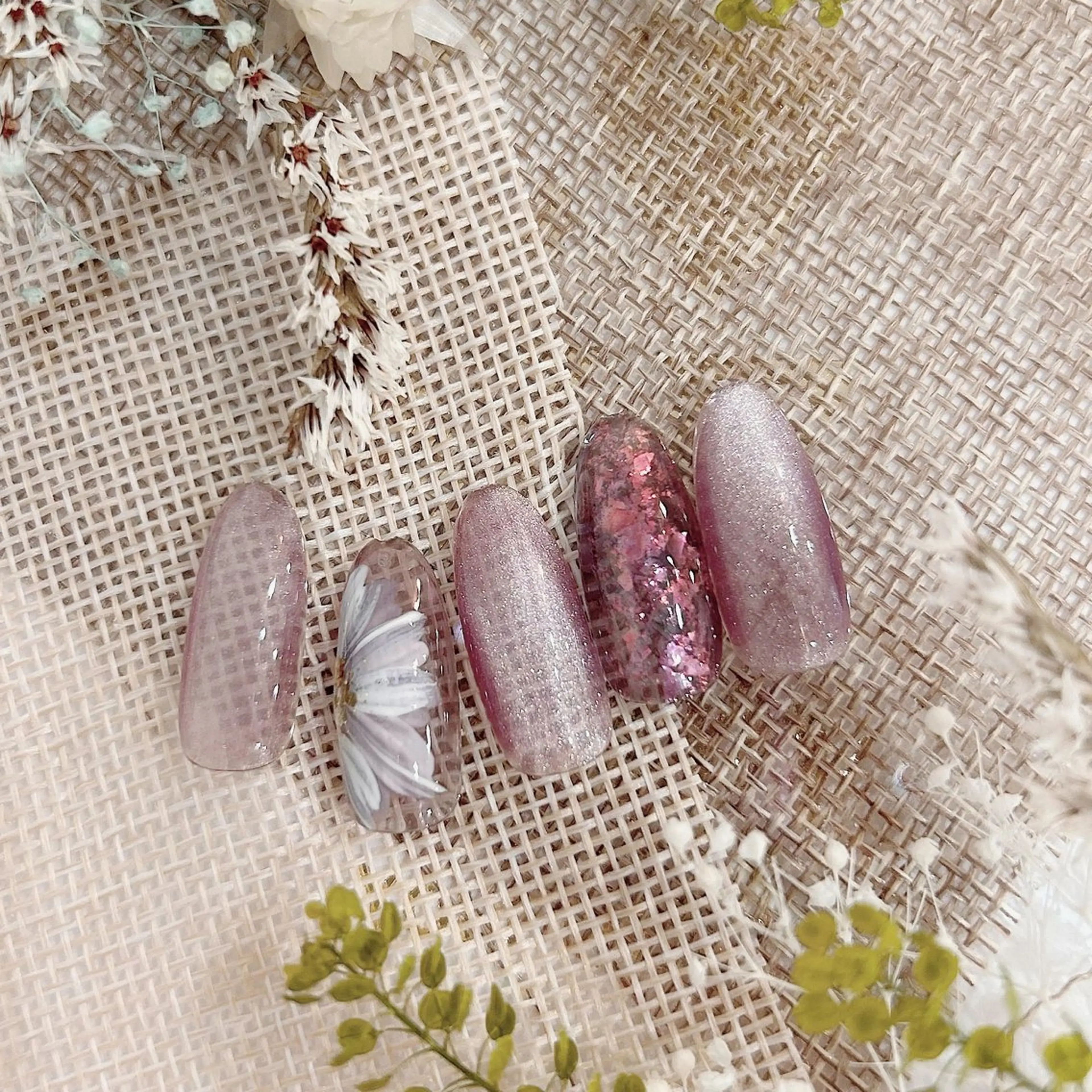 ネイル ネイルサロンクイーン 東京/新宿/大久保のネイルデザイン