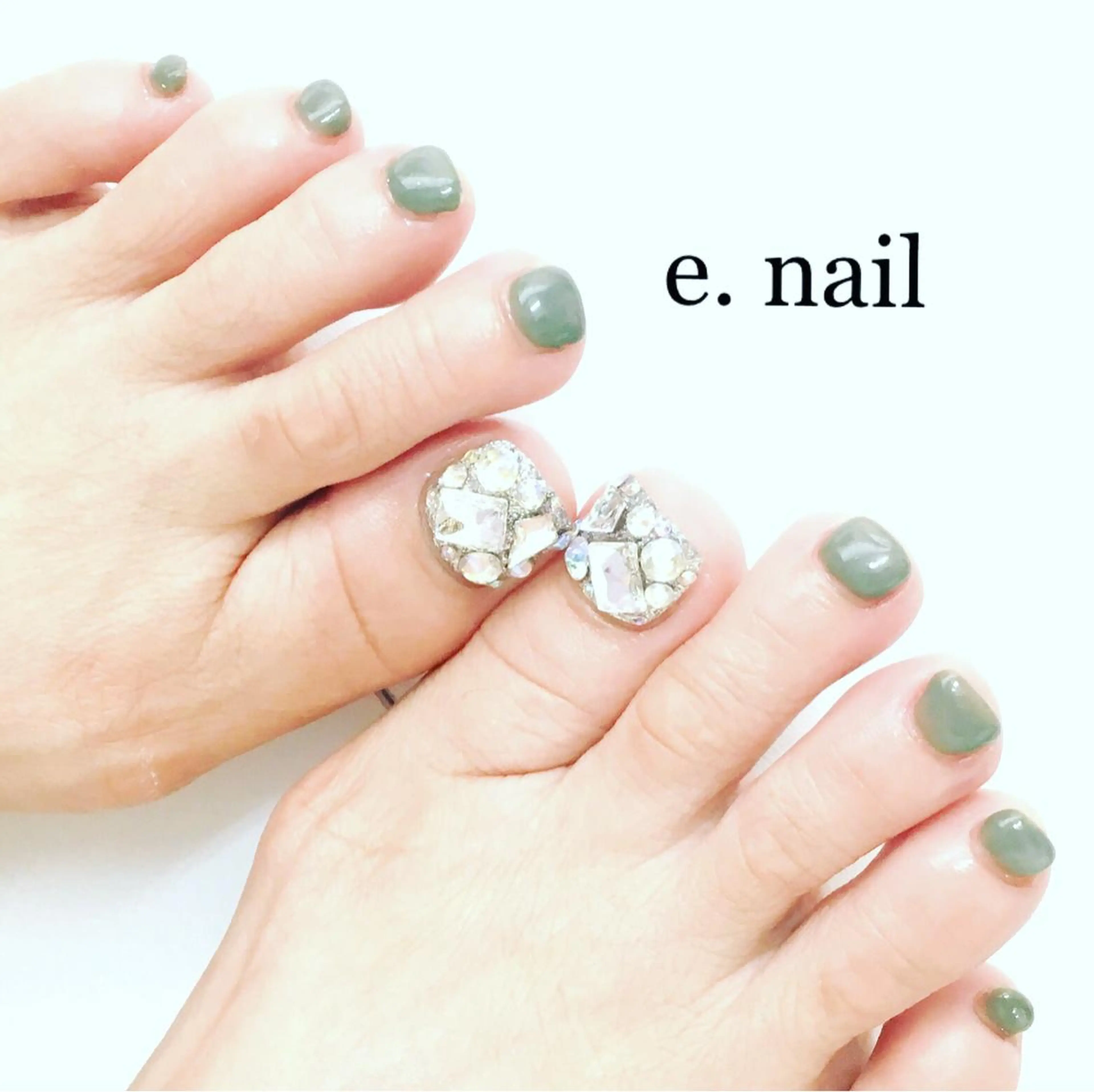 ネイル e.nail所属・和賀井 恵理のネイルデザイン