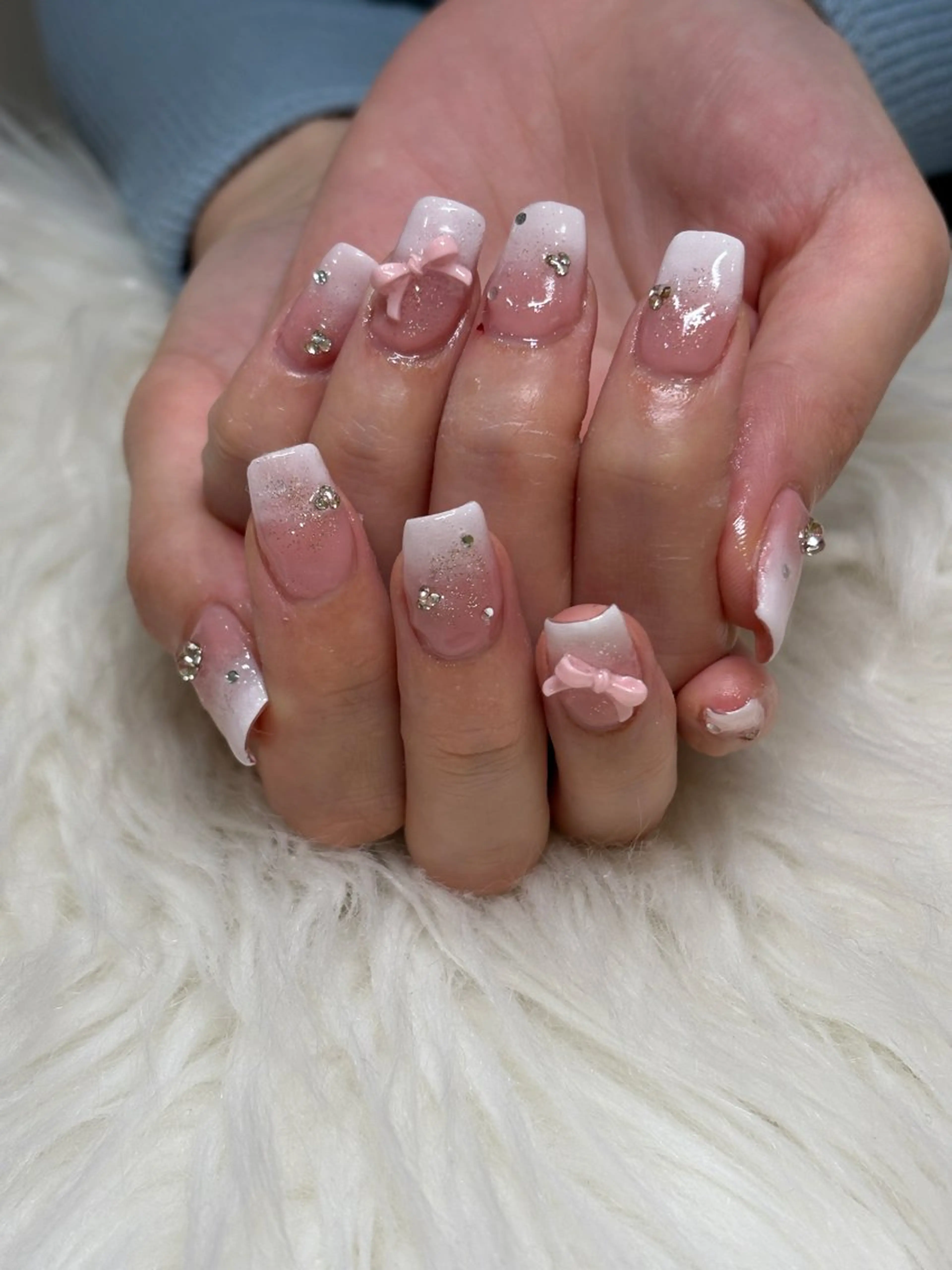 ネイル GO TODAY シェアサロン 渋谷Orla店所属・シオリ ⪩⪨のネイルデザイン