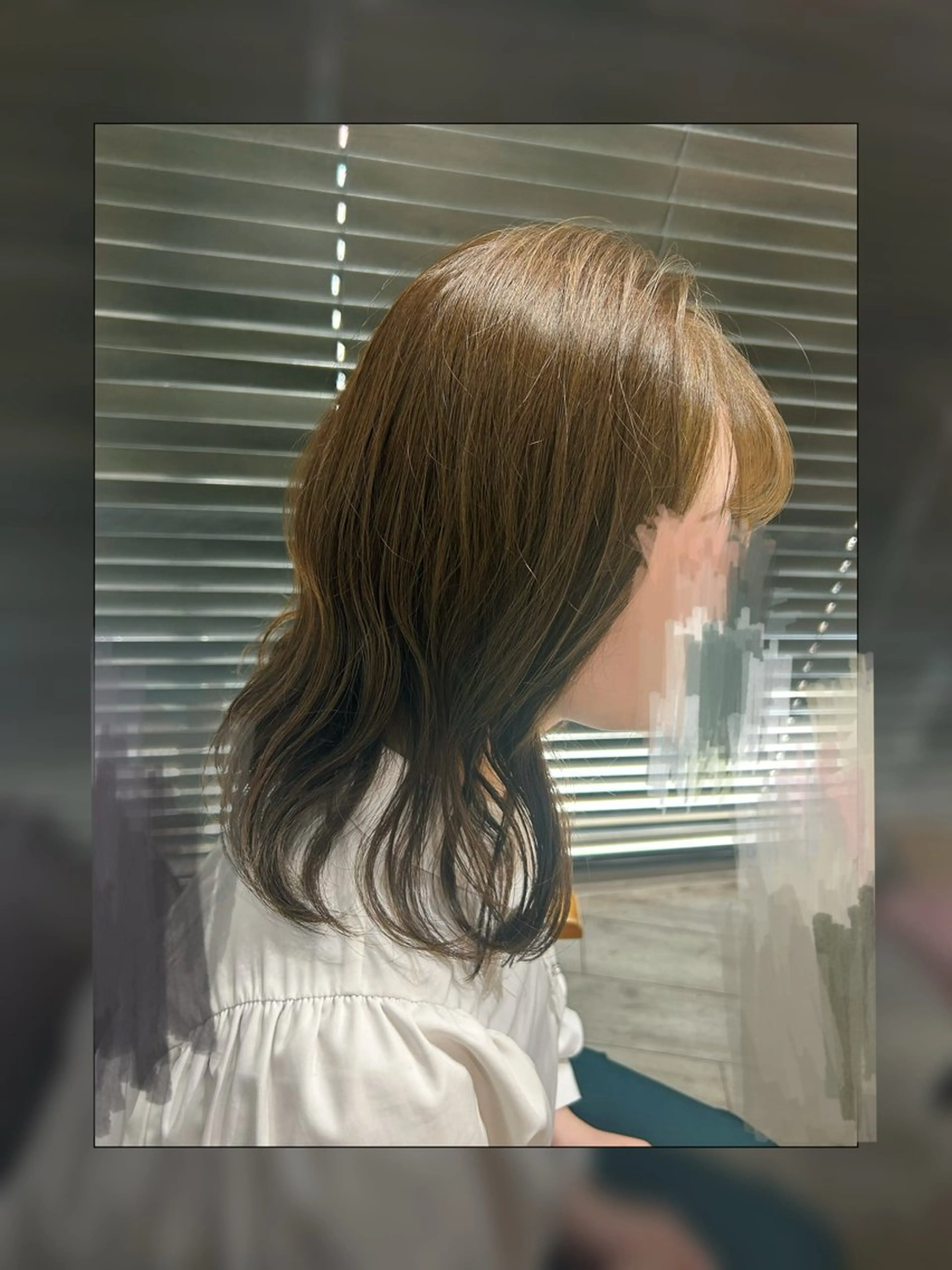 ミディアム ヘアカラー 坂田 菜摘のヘアスタイル