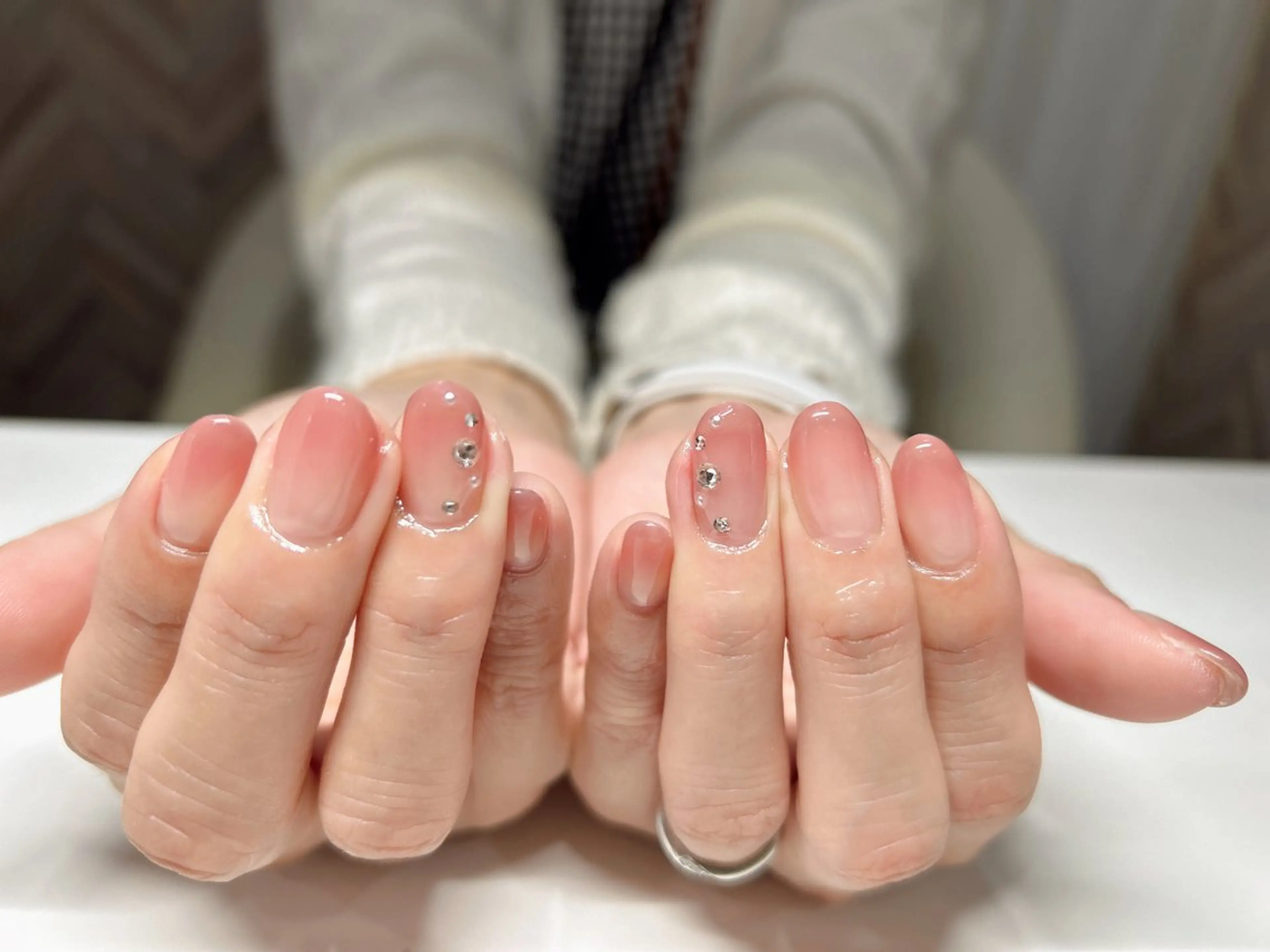 ネイル アートネイル フレンチネイル ジェルネイル グラデーション マグネットネイル ハンドネイル Miss:R 中津店所属・加藤 洋美のネイルデザイン