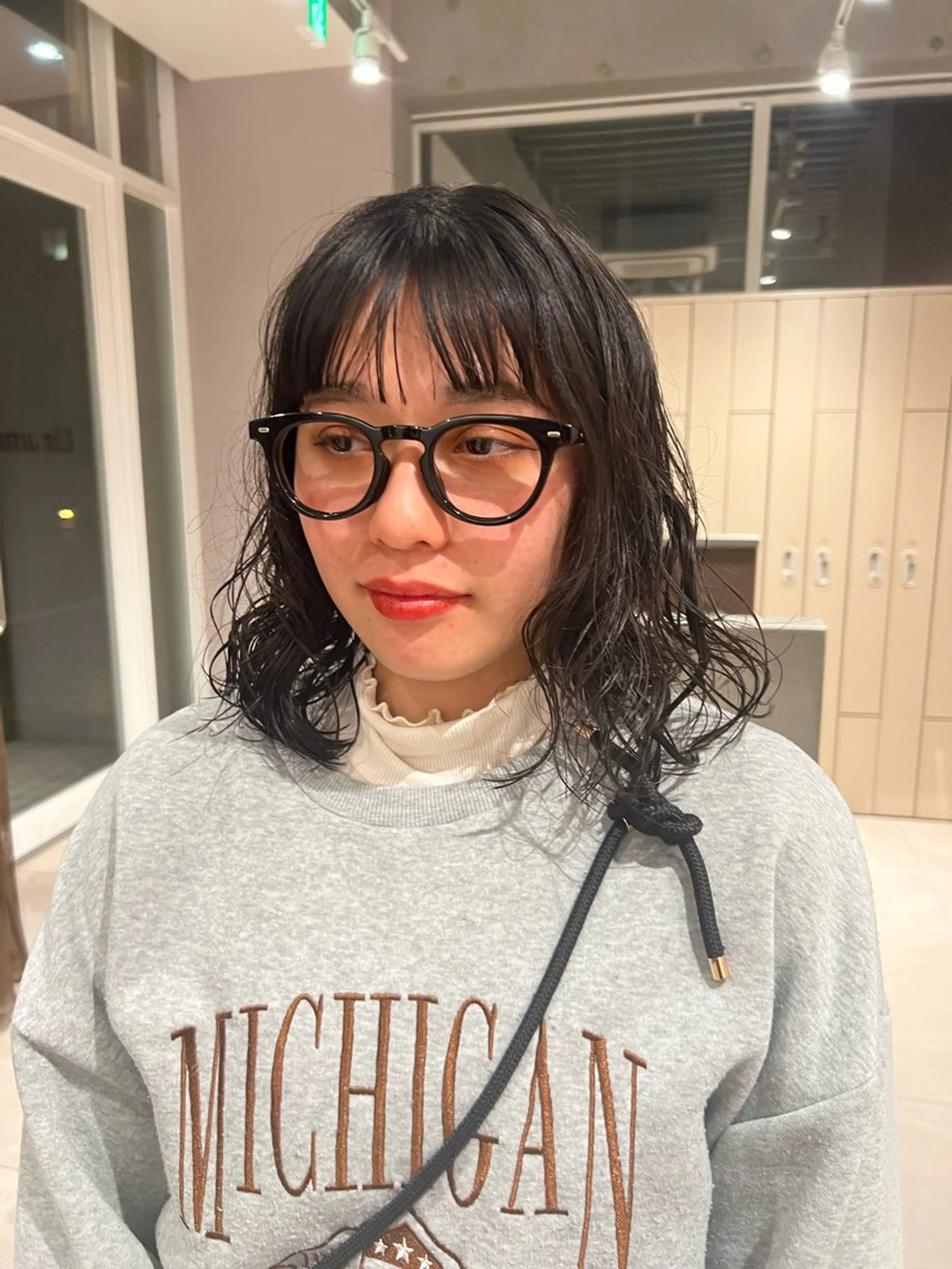 ミディアム レイヤーカット/ くびれヘア佐藤大空のヘアスタイル