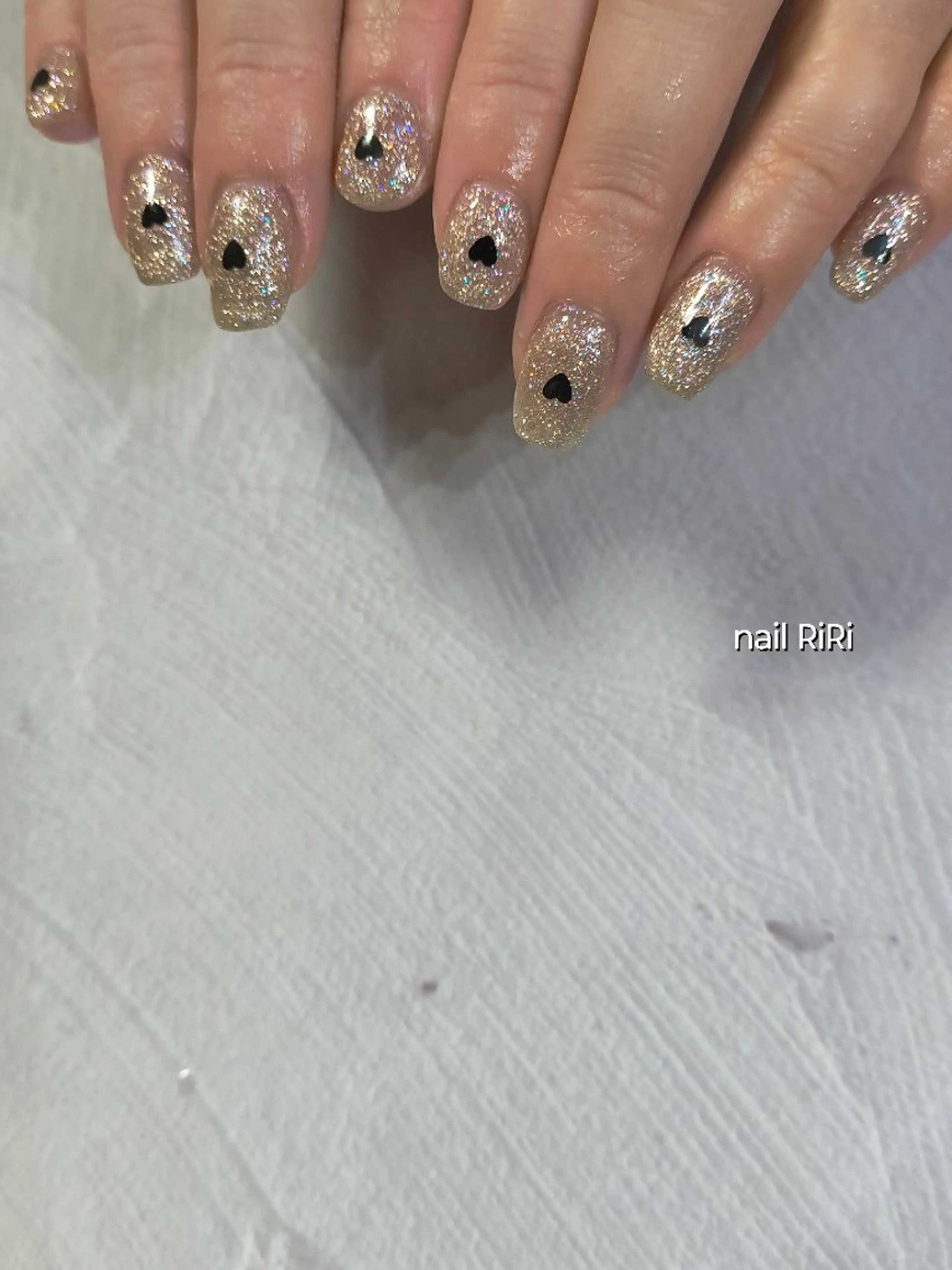 ネイル ハンドネイル フットネイル ハンドケア nail RiRi アトレナチュラのエステ・リラクイメージ