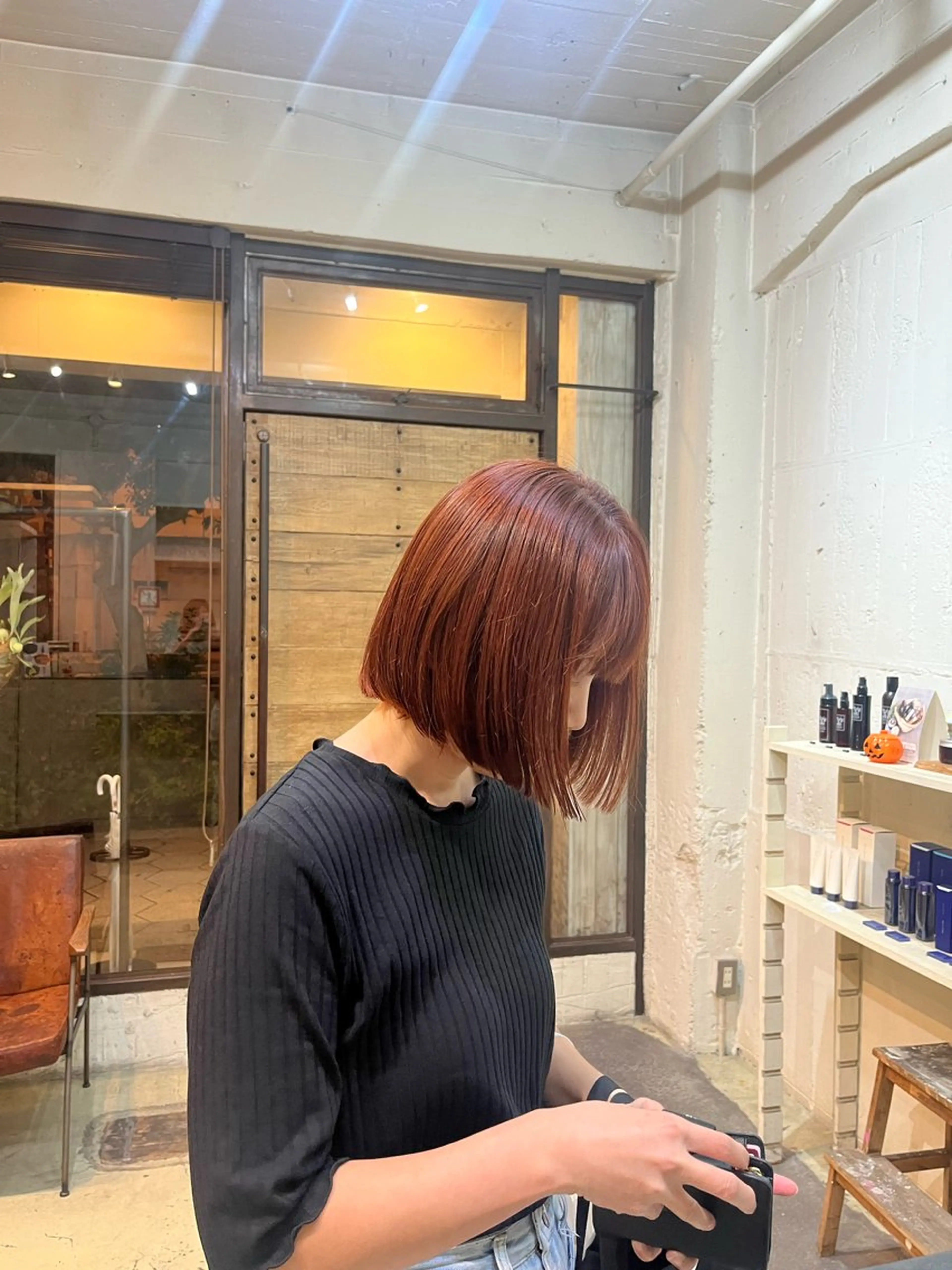 ミディアム カラー オレンジ 三浦 ふたばのヘアスタイル