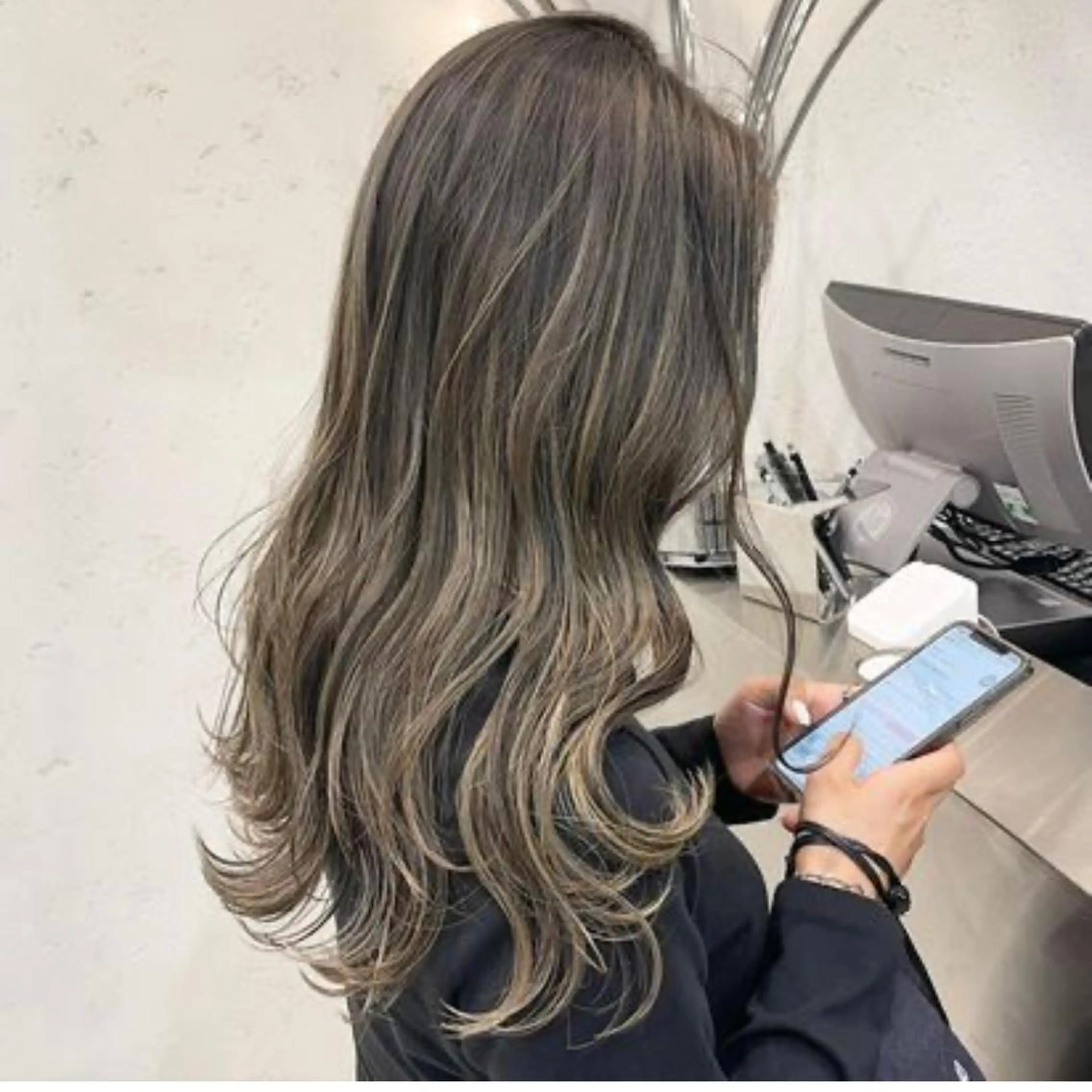 ロング カラー ヘアカラー DEAN所属・KEIGO/パーマ ハイトーン/DEANのヘアスタイル