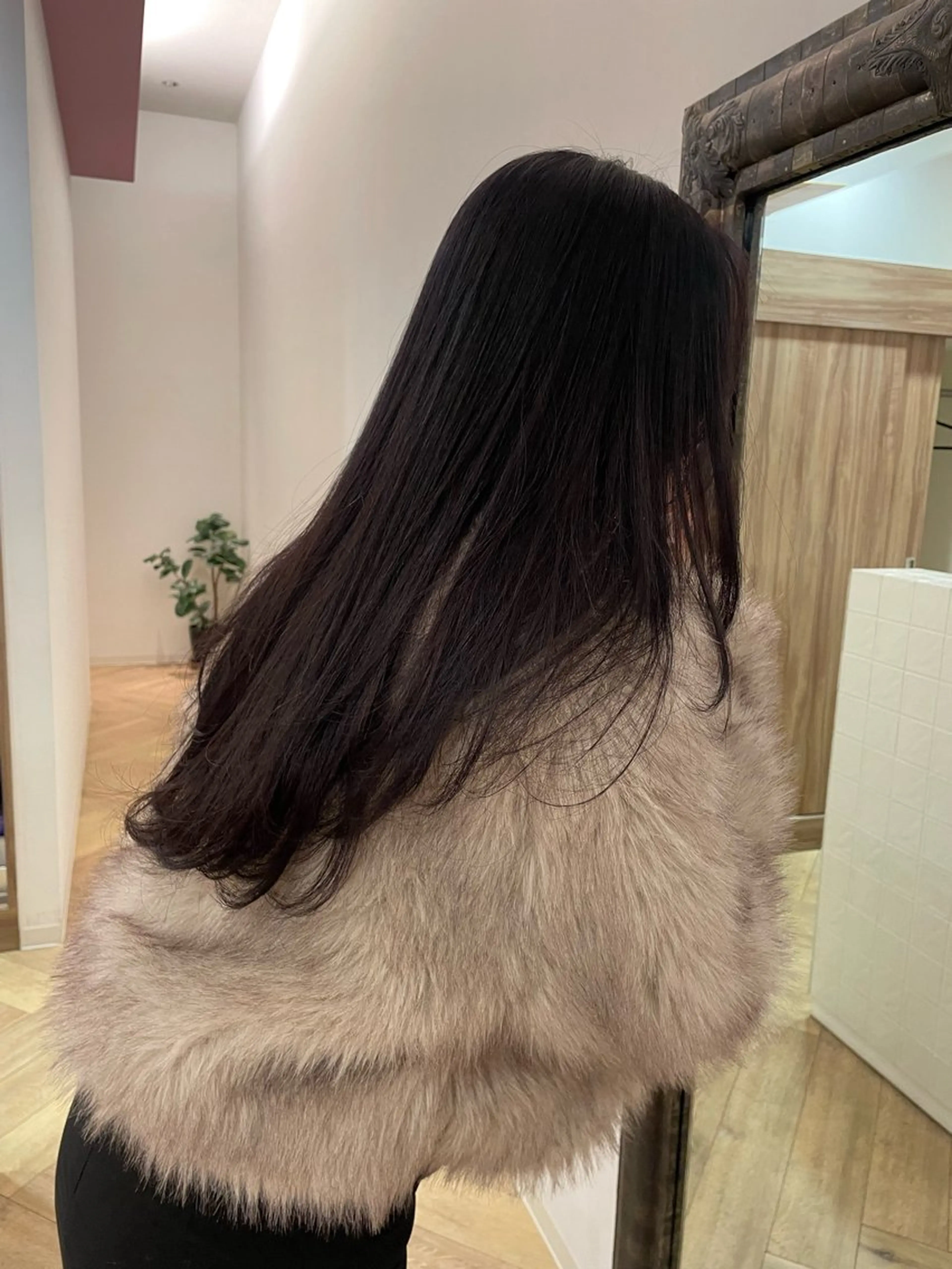 ロング 安田 朱由のヘアスタイル