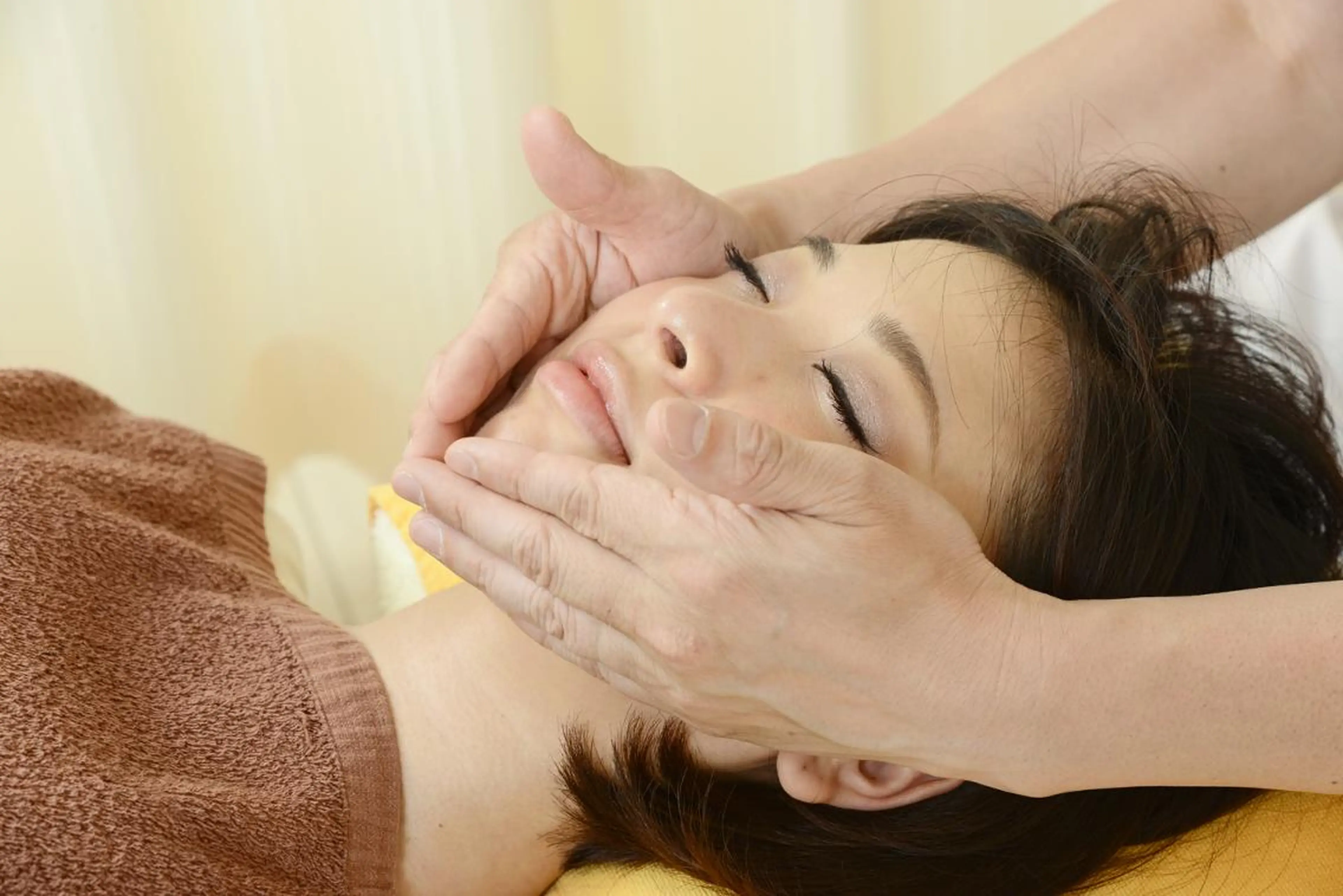 《初めての方》超ソフトタッチのエンドリングフェイシャル小顔矯正40分の写真