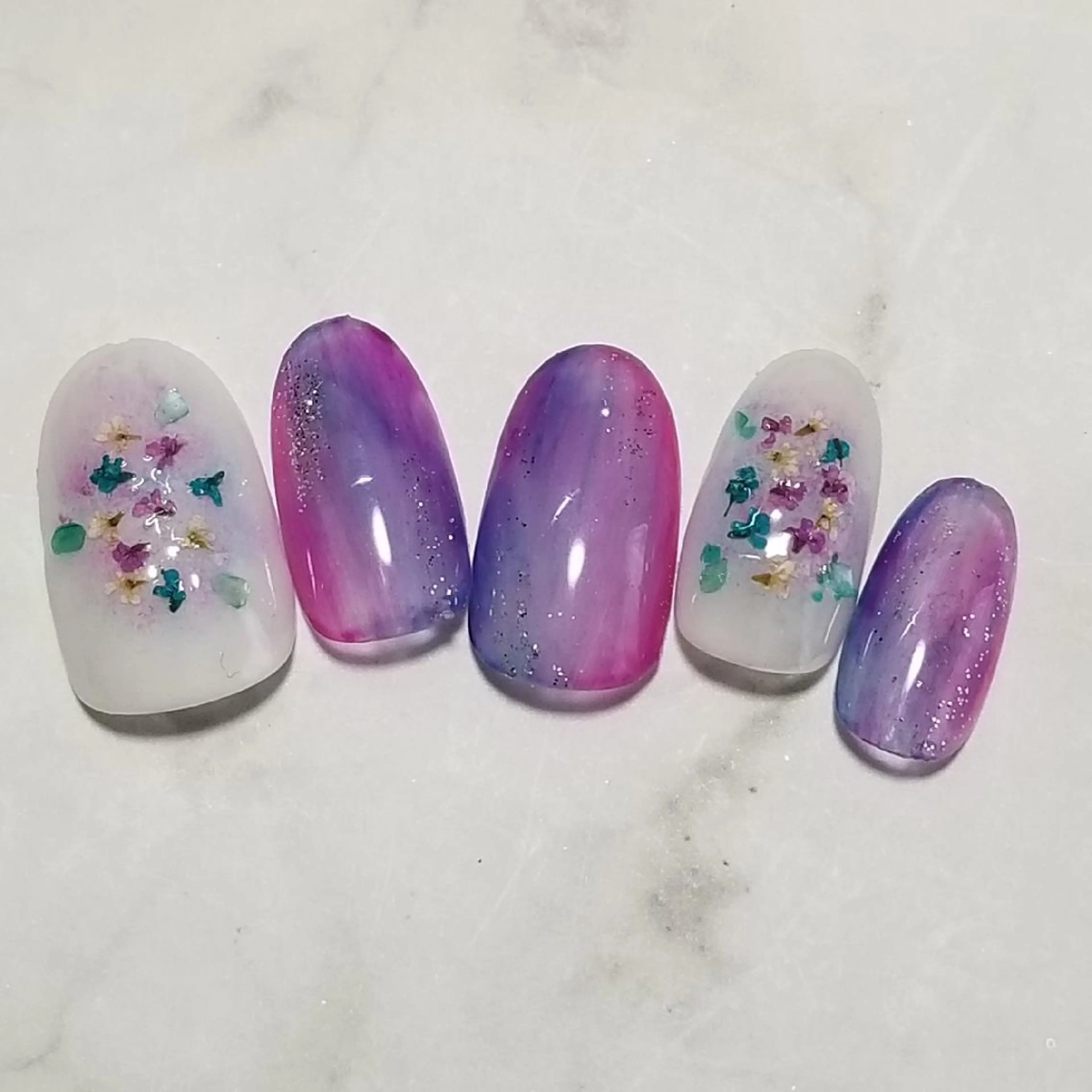 ネイル フラワーネイル ニュアンスネイル 博多ネイル ｍｉｍｉのネイルデザイン