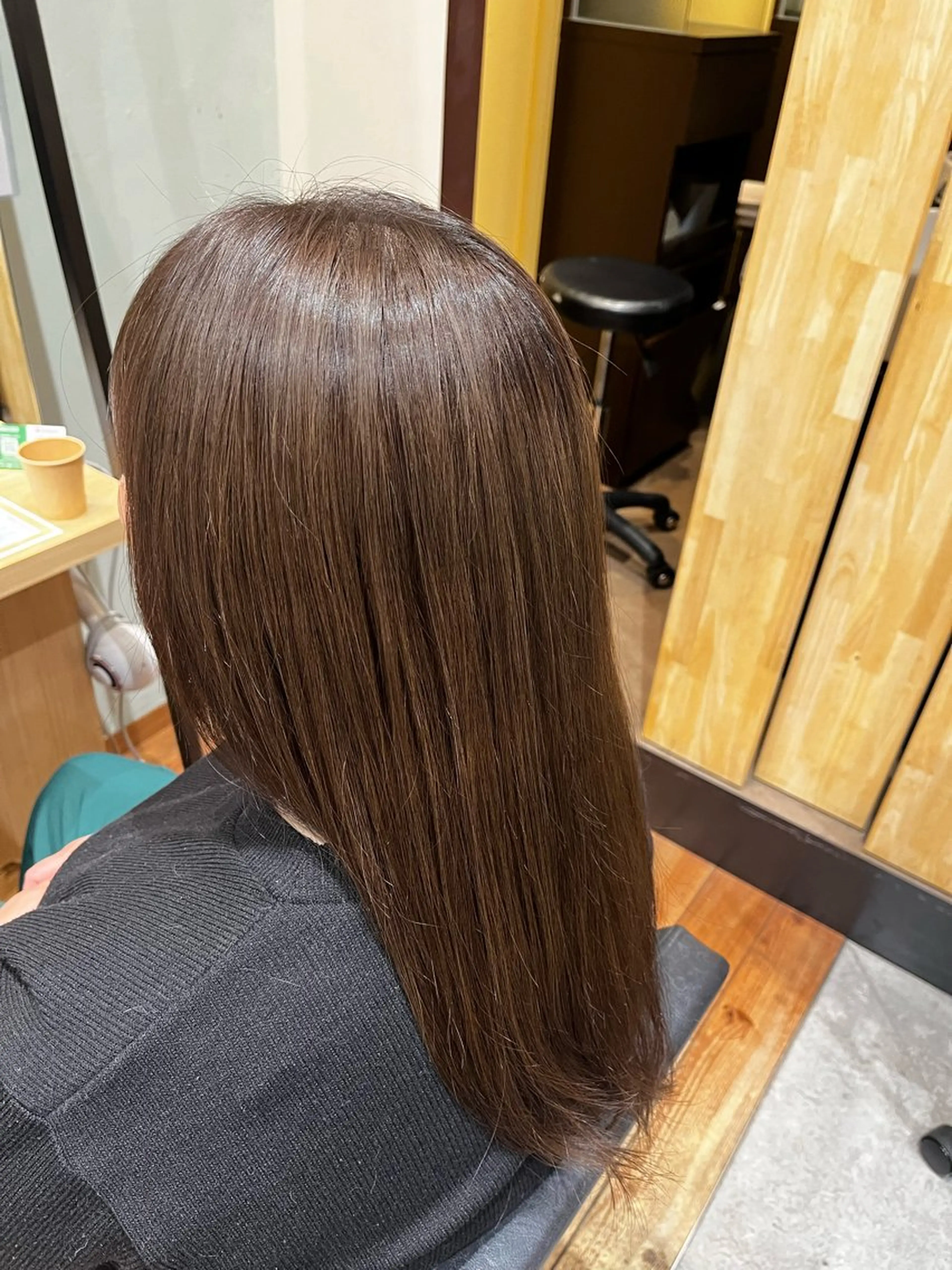 ロング カラー 岩田 舞美のヘアスタイル