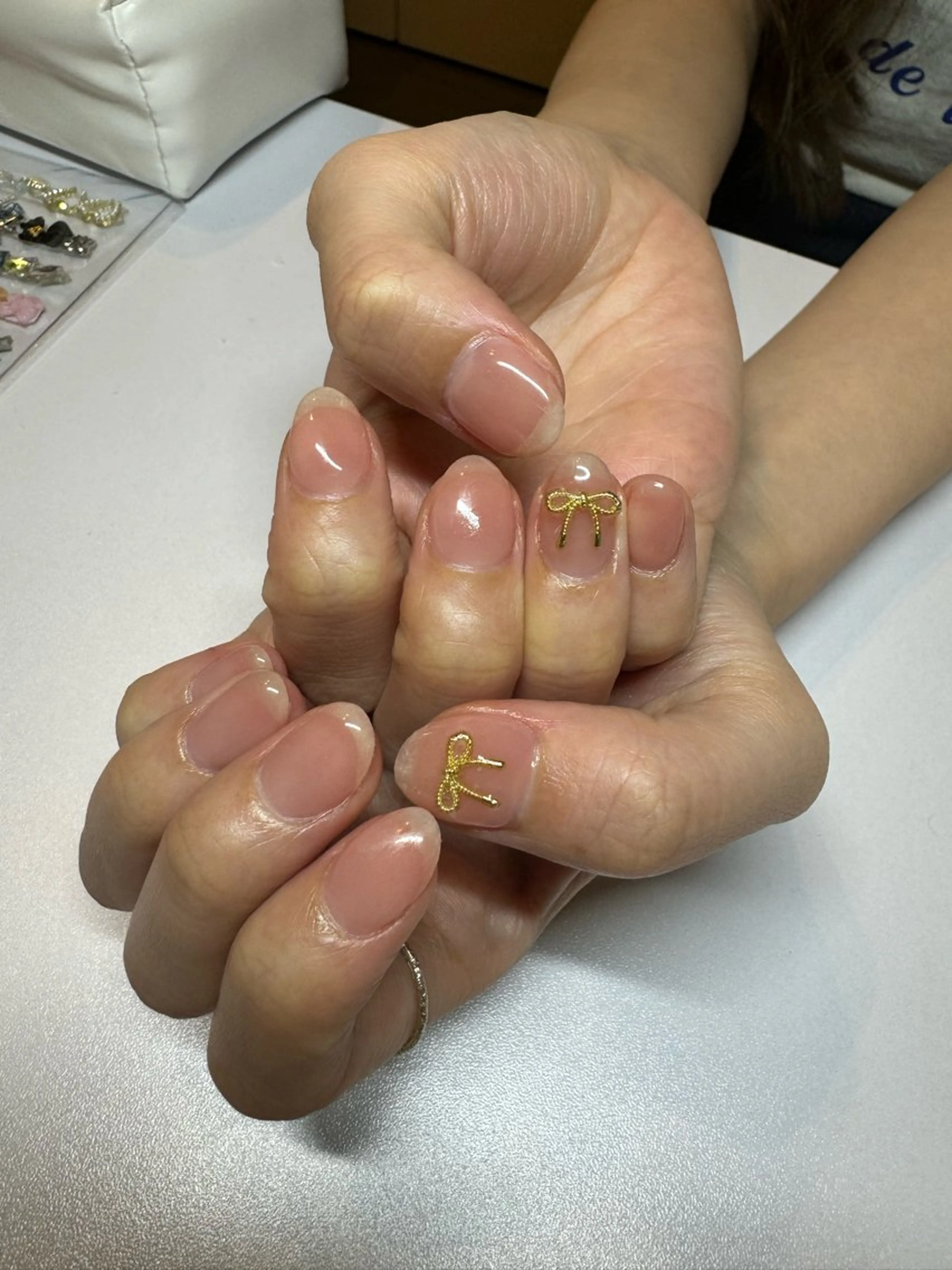 ネイル ハンドネイル 濱岡 咲のネイルデザイン