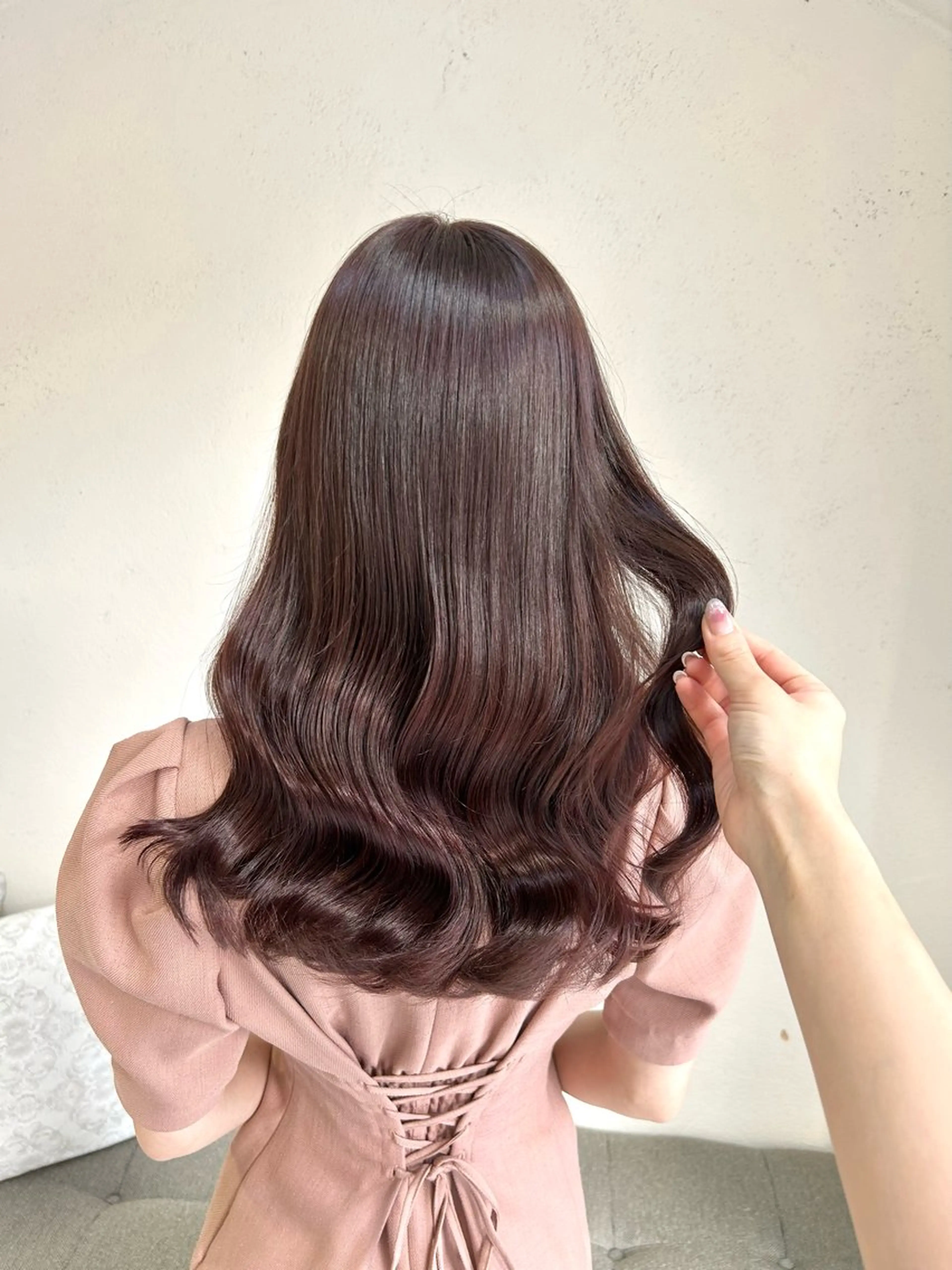 セミロング カラー 🌷愛されヘア🌷 伊藤　万裕のヘアスタイル