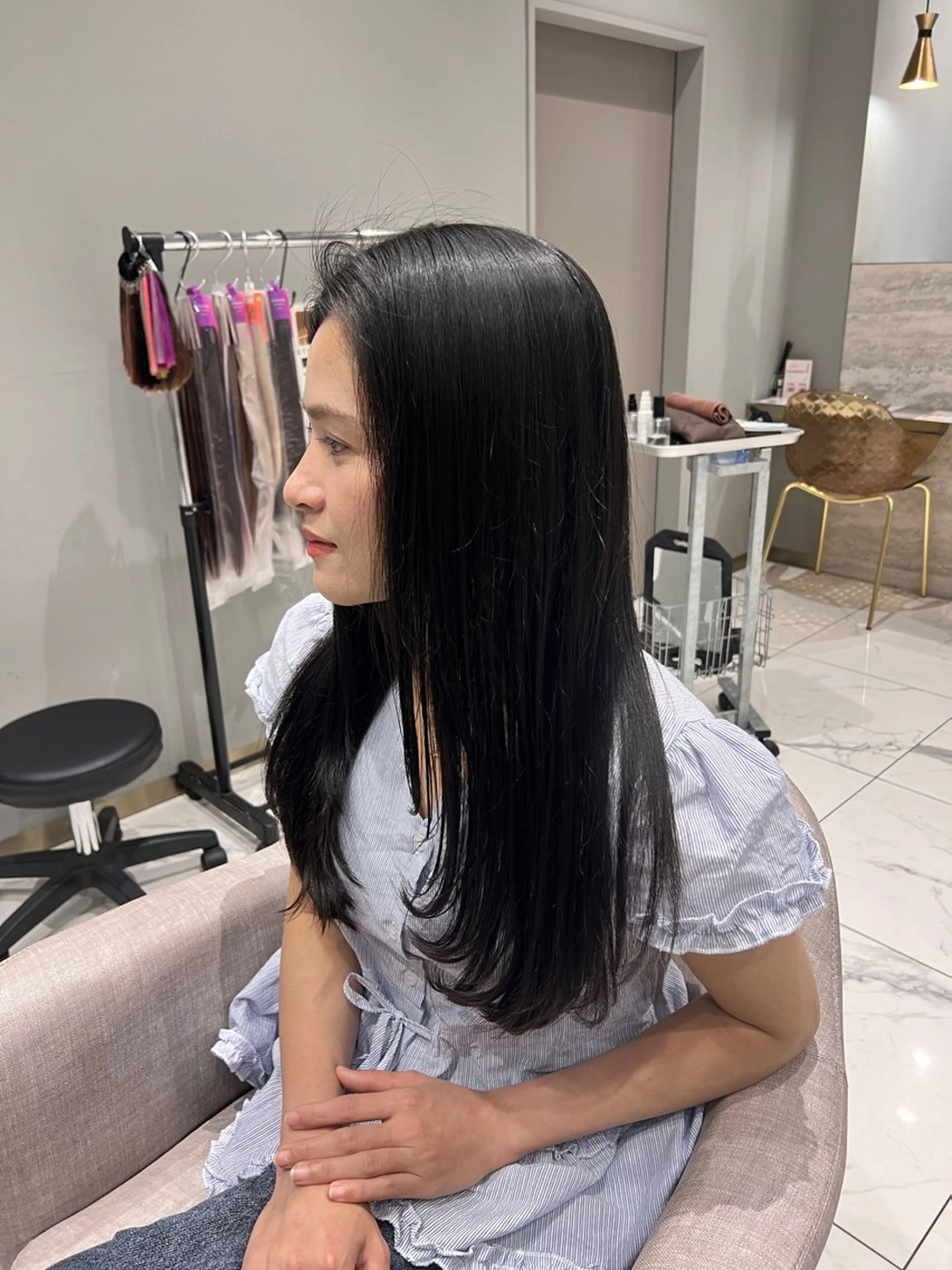 ロング レイヤーカット 志田 ほん/ メンズパーマのヘアスタイル