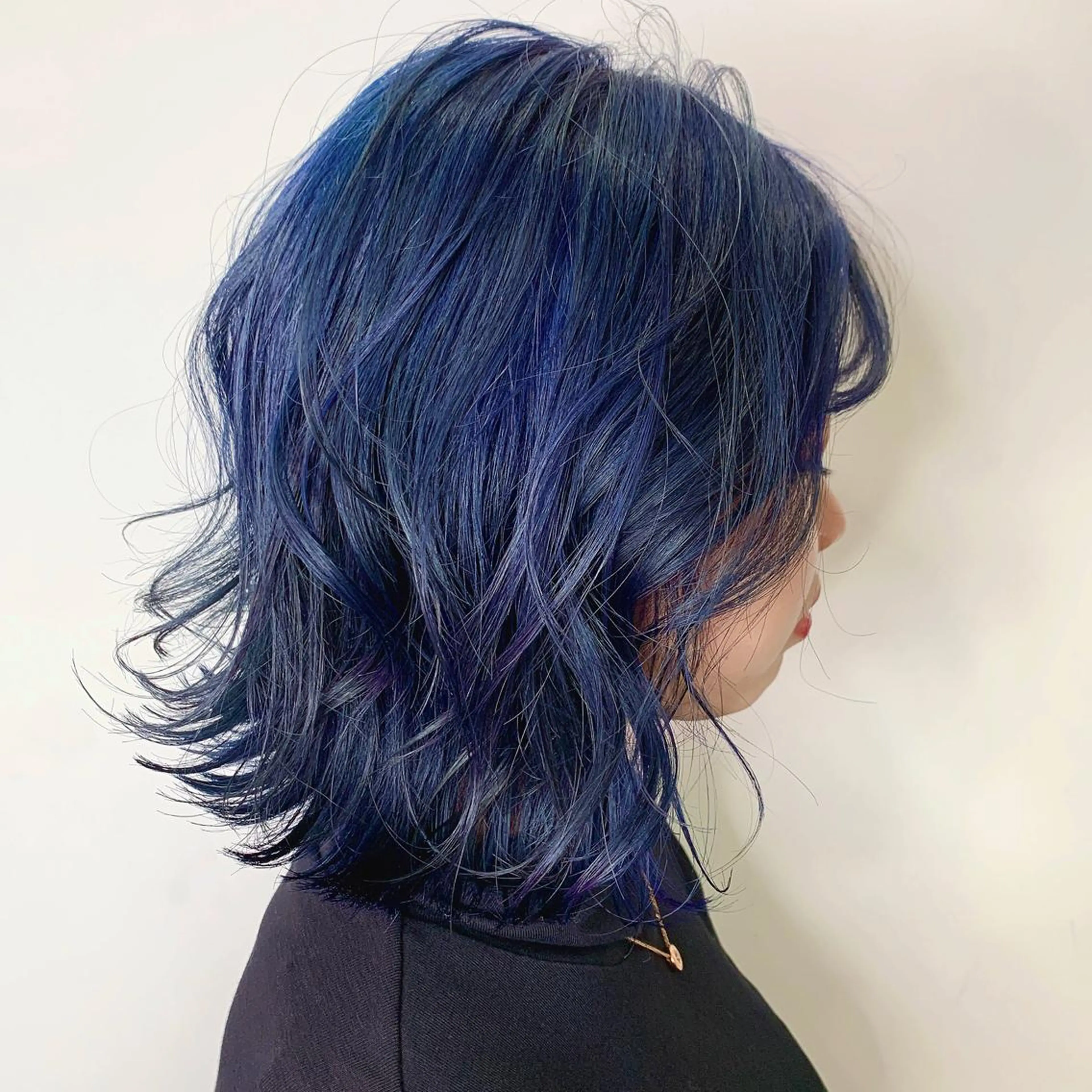 カラー ブルーカラー ネイビーカラー ヘアカラー メンズ指名no'1 佐藤　亘のヘアスタイル