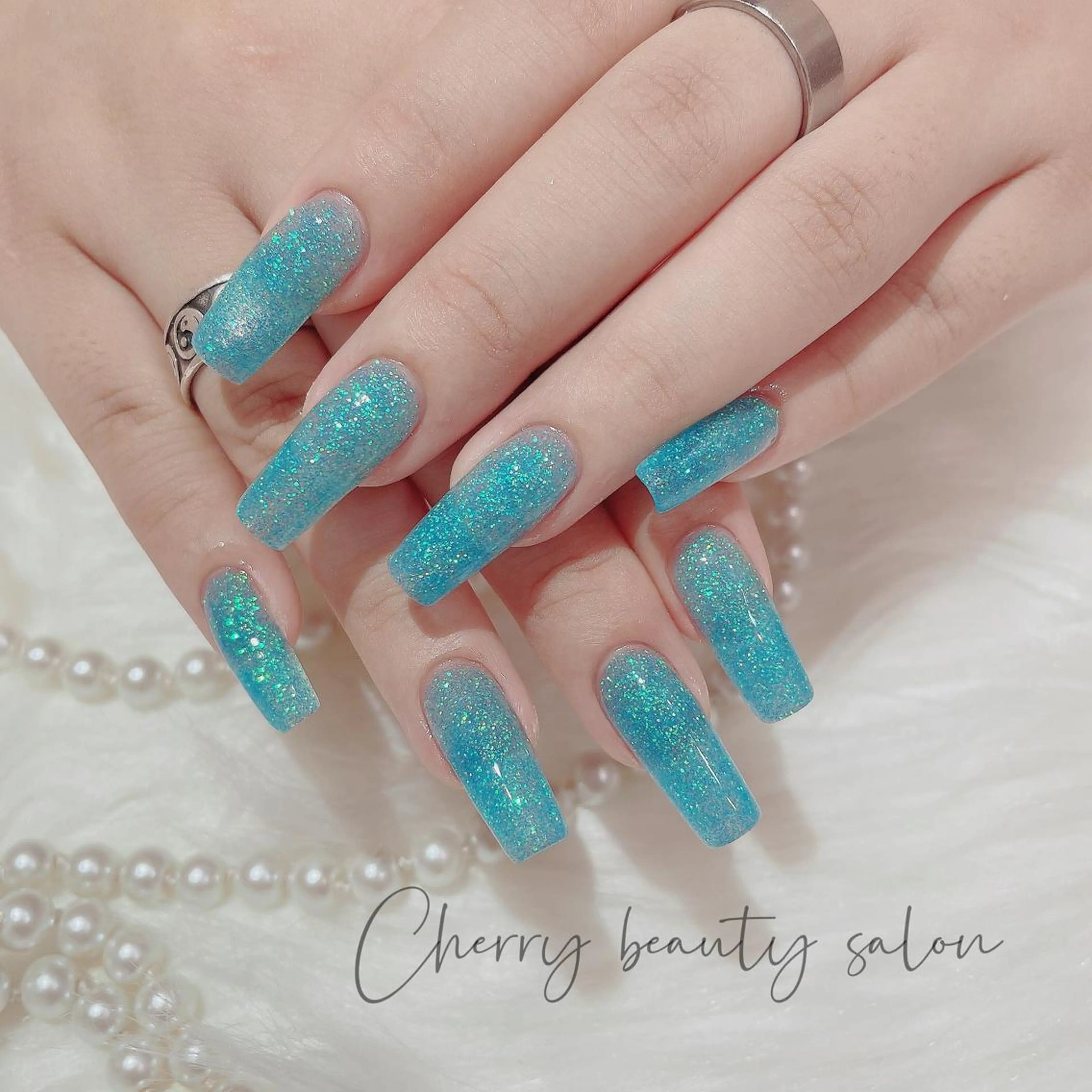 ネイル ロングネイル SAKURA 🍒のネイルデザイン