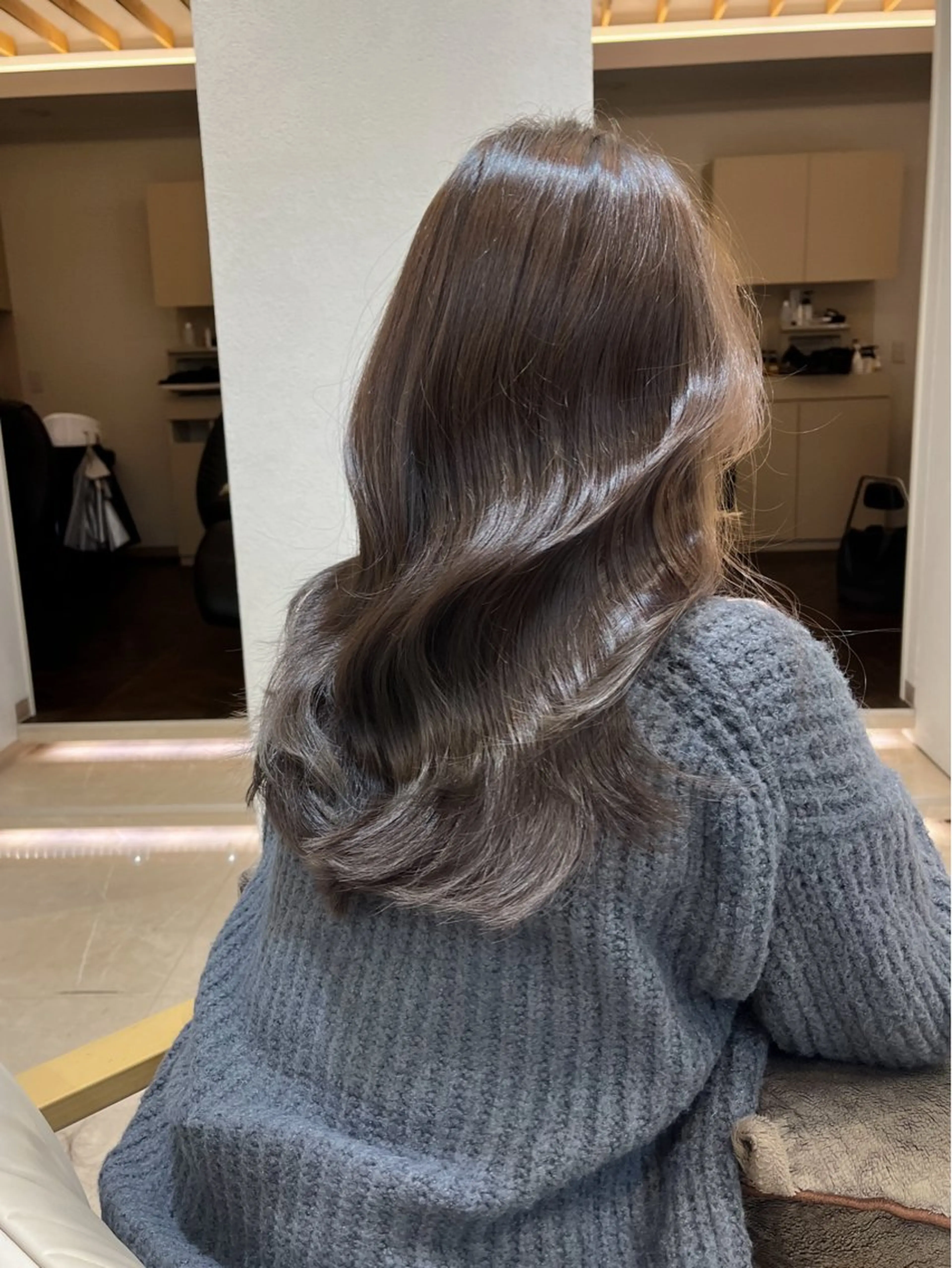 セミロング カラー セミロングパーマ ベージュカラー 黒髪 ブリーチ ブルーカラー カット ヘアカラー トリートメント ミタニ/髪質改善 /レイヤーカットのヘアスタイル