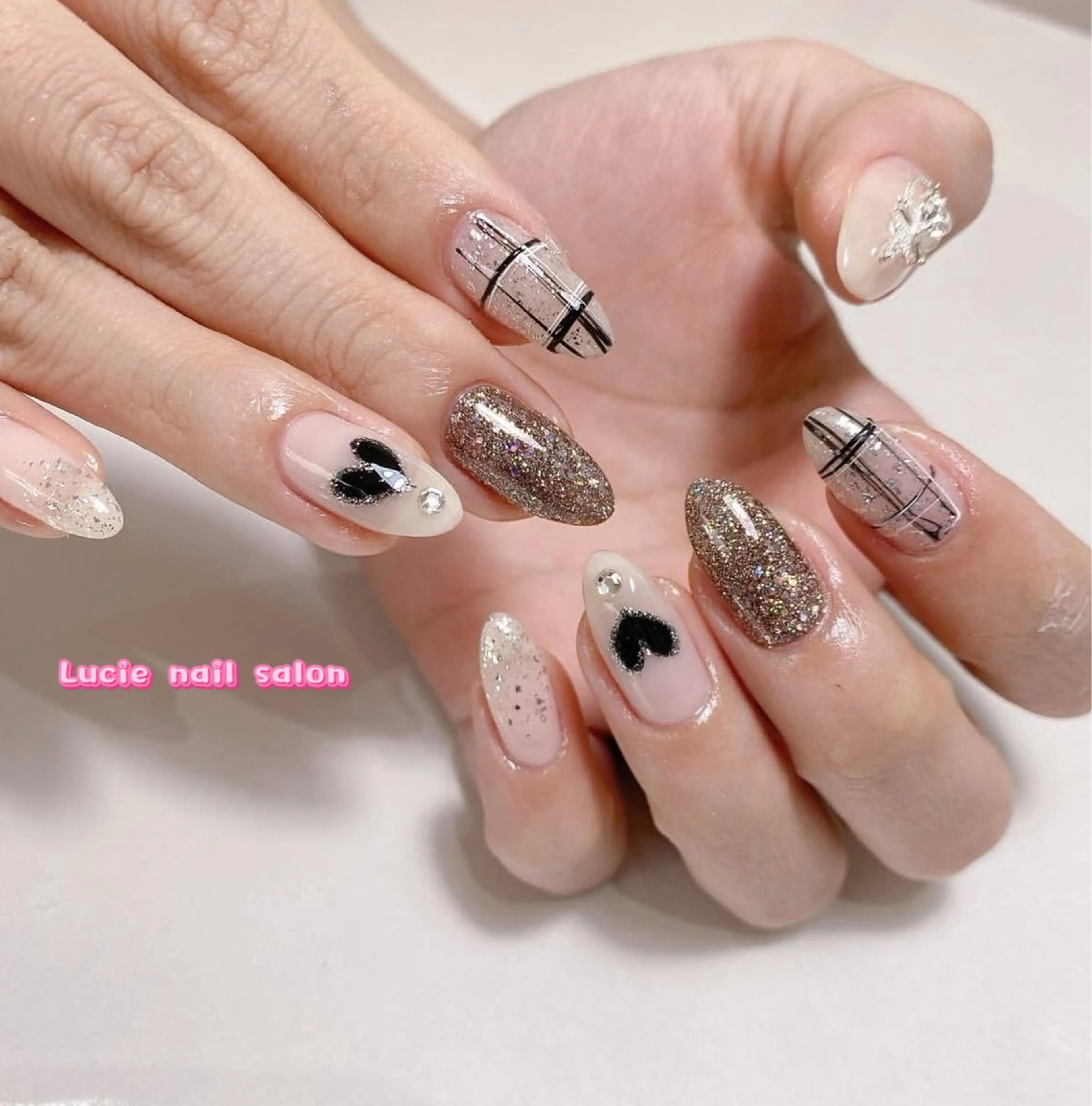 ネイル ハンドネイル LUCIE NAIL SALON所属・ルシエ 浅草橋のネイルデザイン