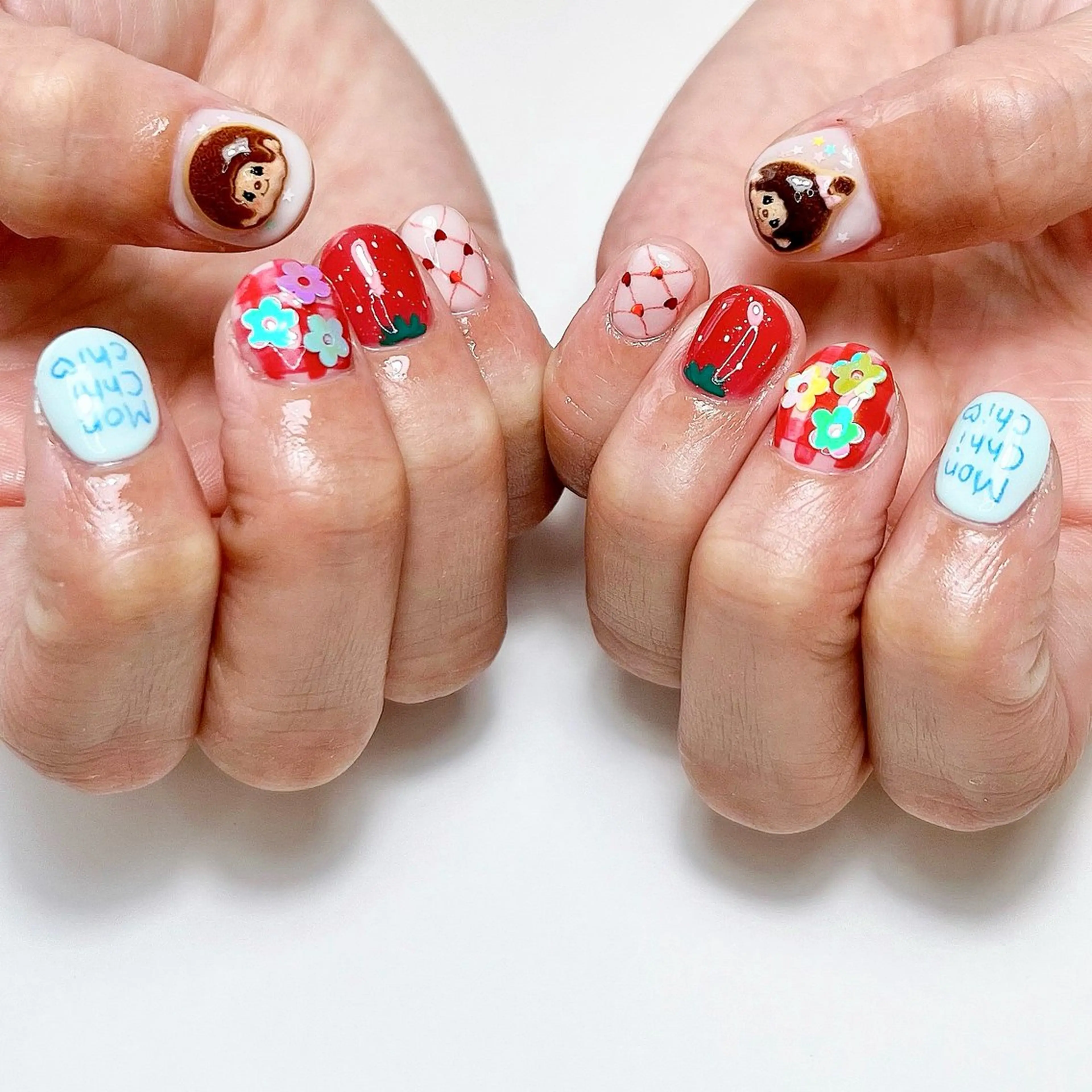 ネイル ハンドネイル いちごパフェ ゆいのネイルデザイン