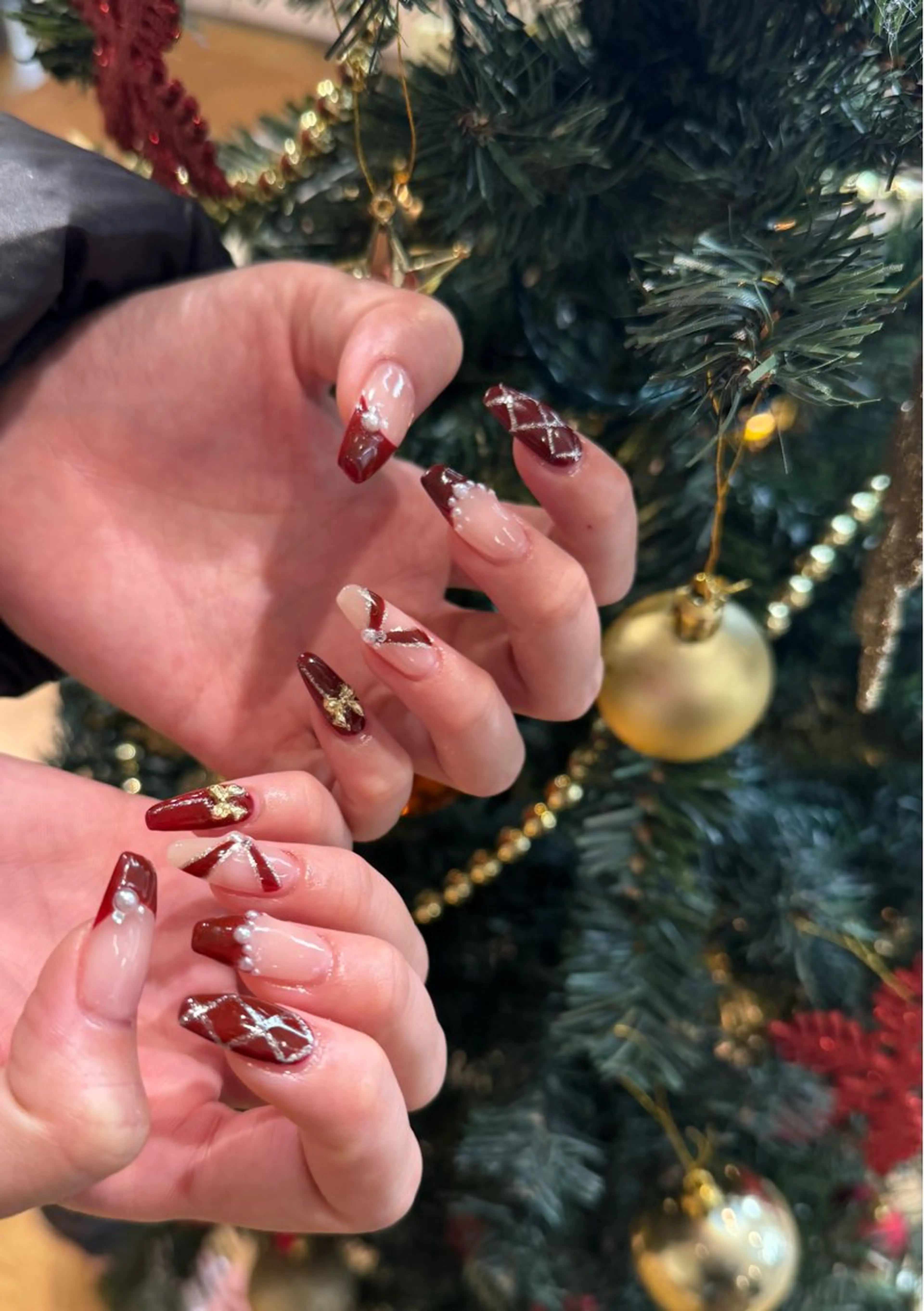 ネイル 冬ネイル クリスマス ハンドネイル yate' narumiのネイルデザイン