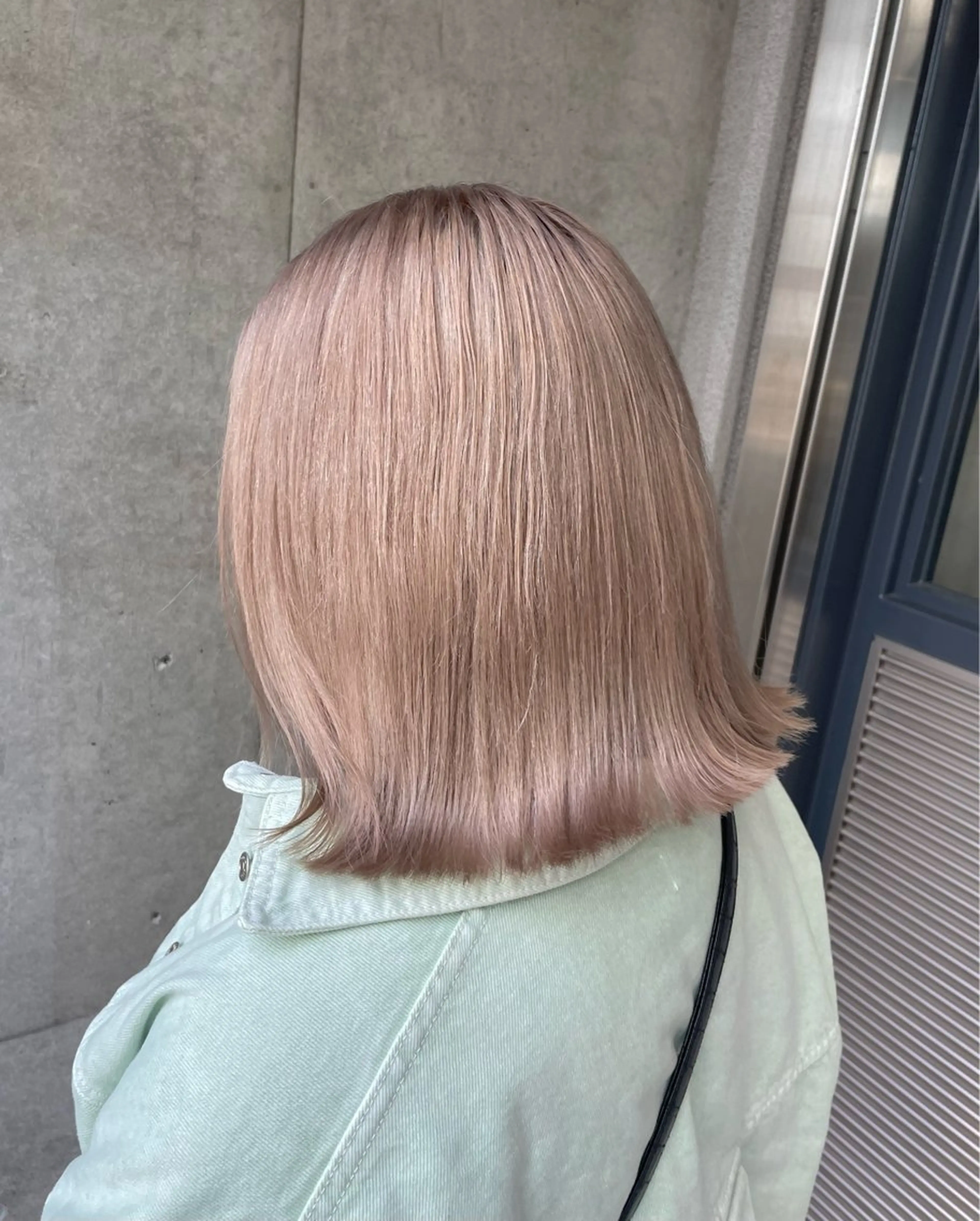 ブリーチ+ヘアカラー+うる艶トリートメント🌷の写真