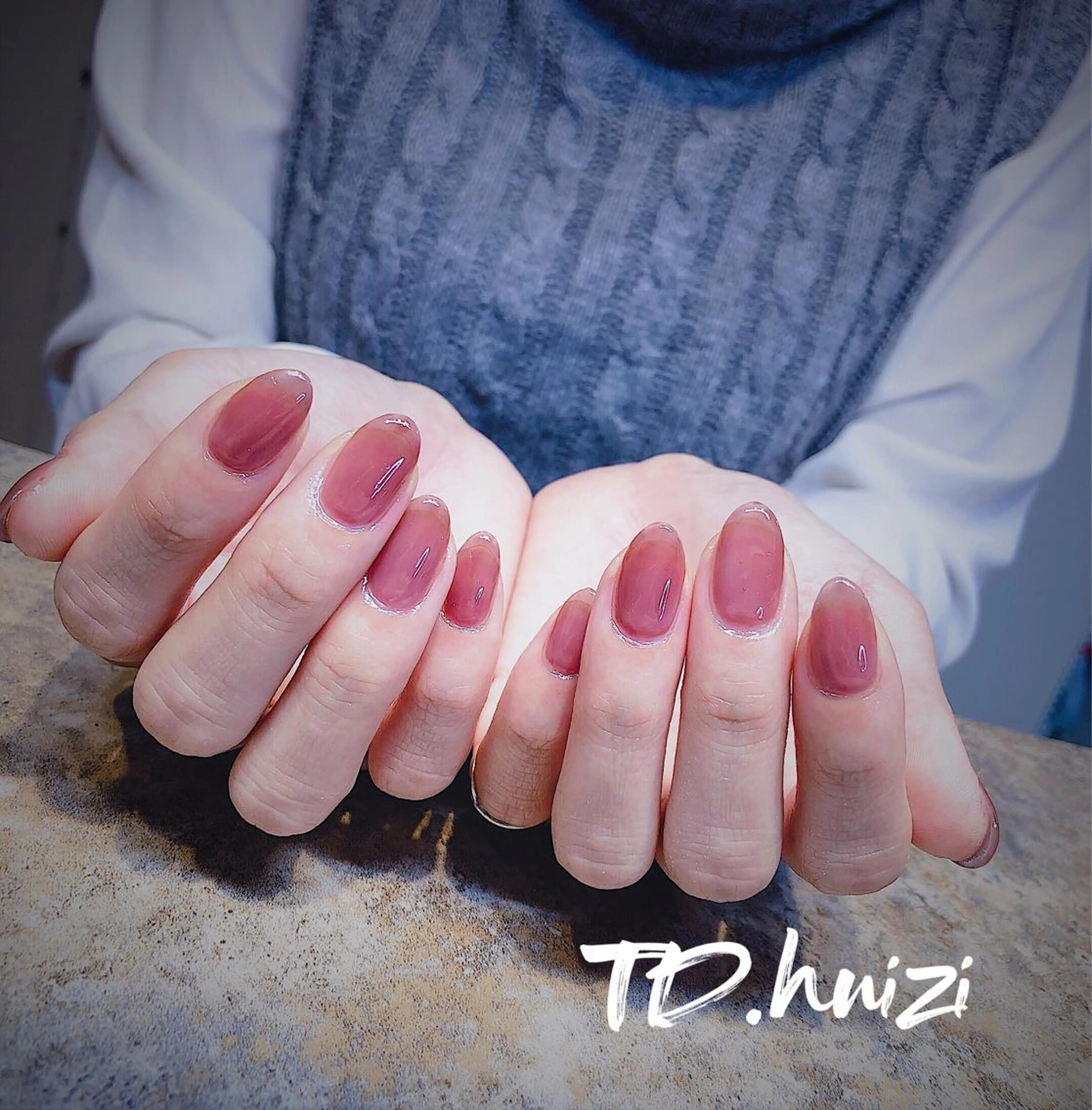 ミディアム めぐみのネイルサロン 惠のネイルデザイン