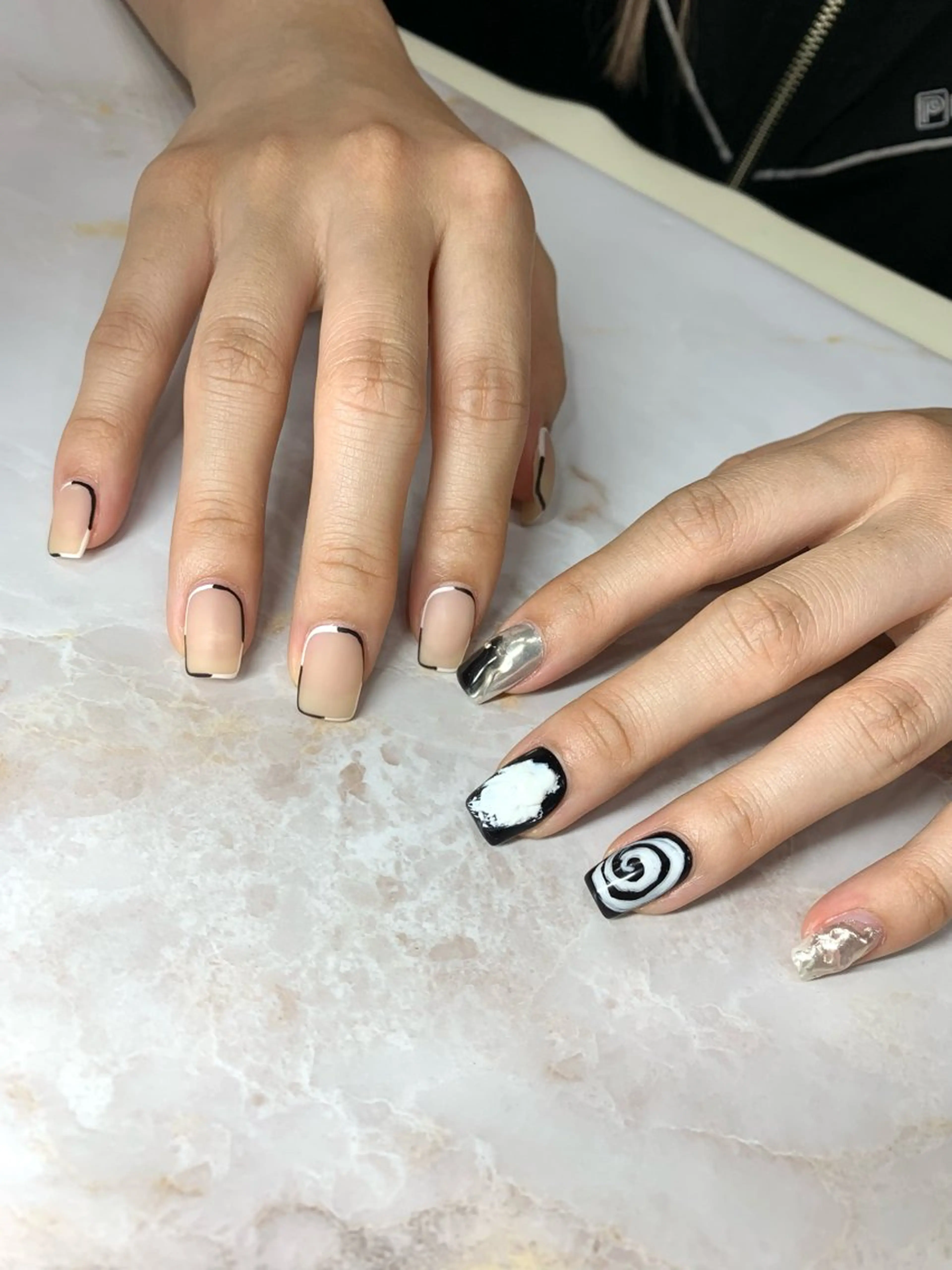 ネイル B3  ネイルシェアサロン所属・Haru Nailのネイルデザイン