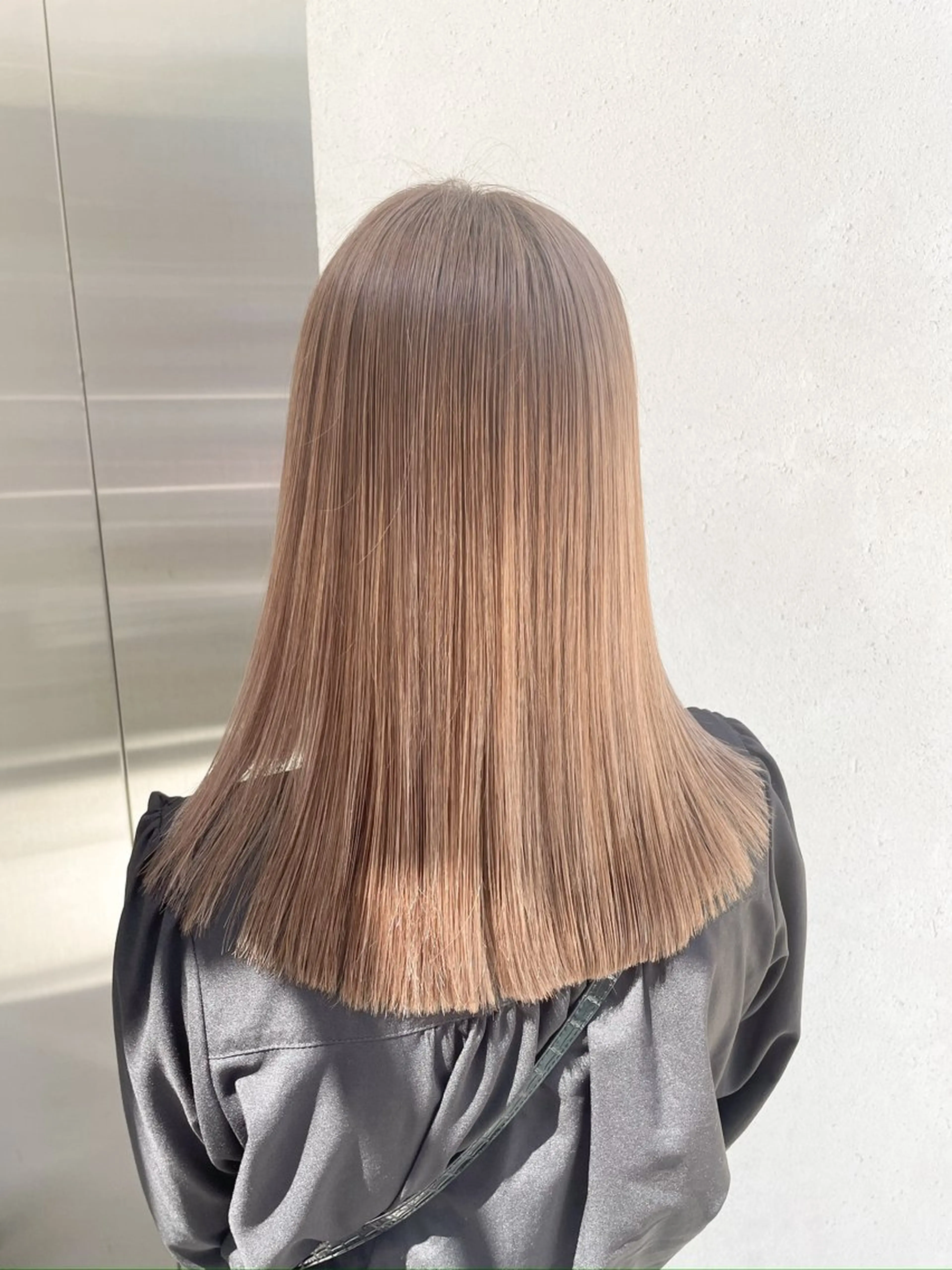 セミロング 【azure横浜】 🧸misaki🌸のヘアスタイル