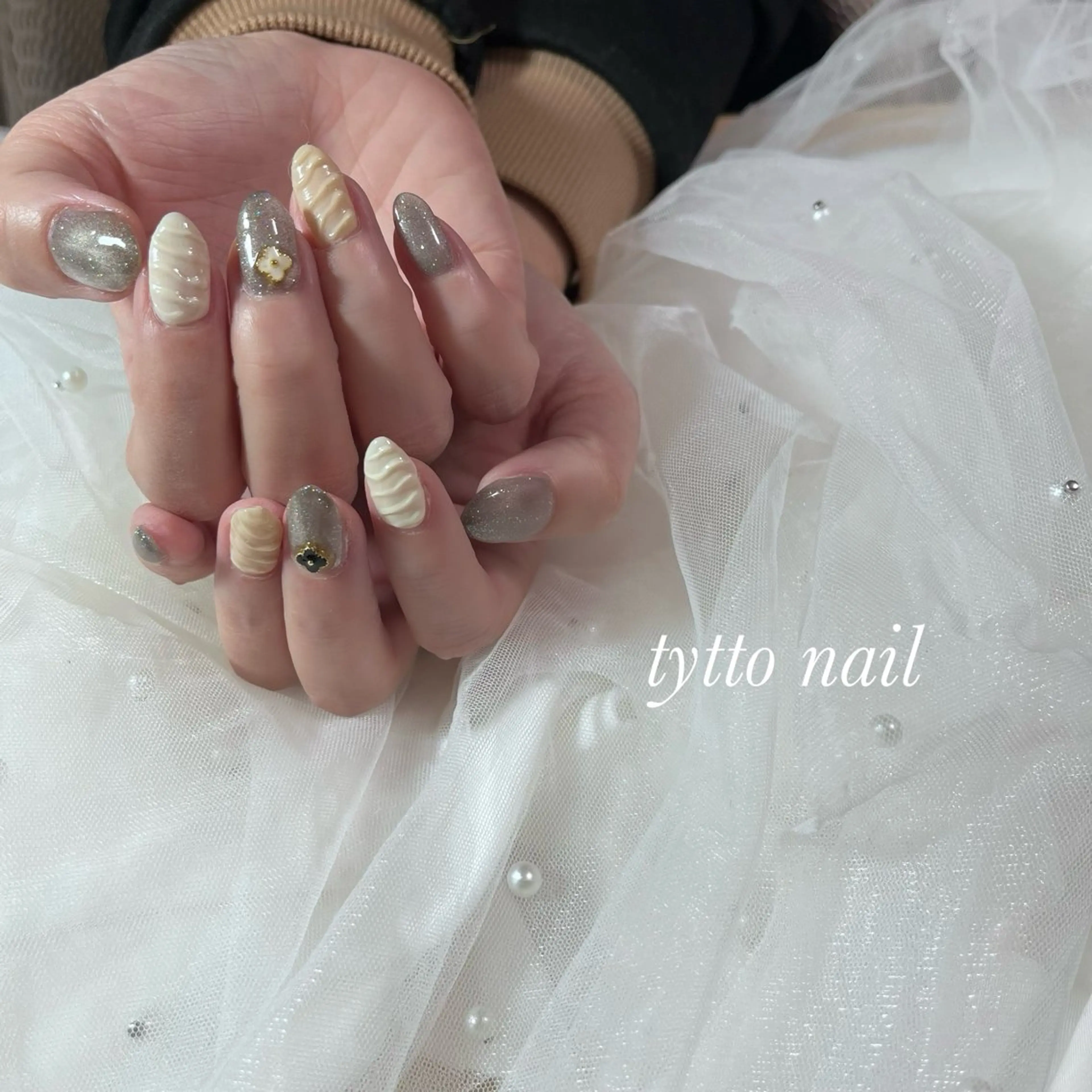 ネイル フラッシュネイル ガーリー キラキラネイル ラメ(グリッター) オフィスネイル tytto nail ❤︎‪‪eri‪‪のネイルデザイン