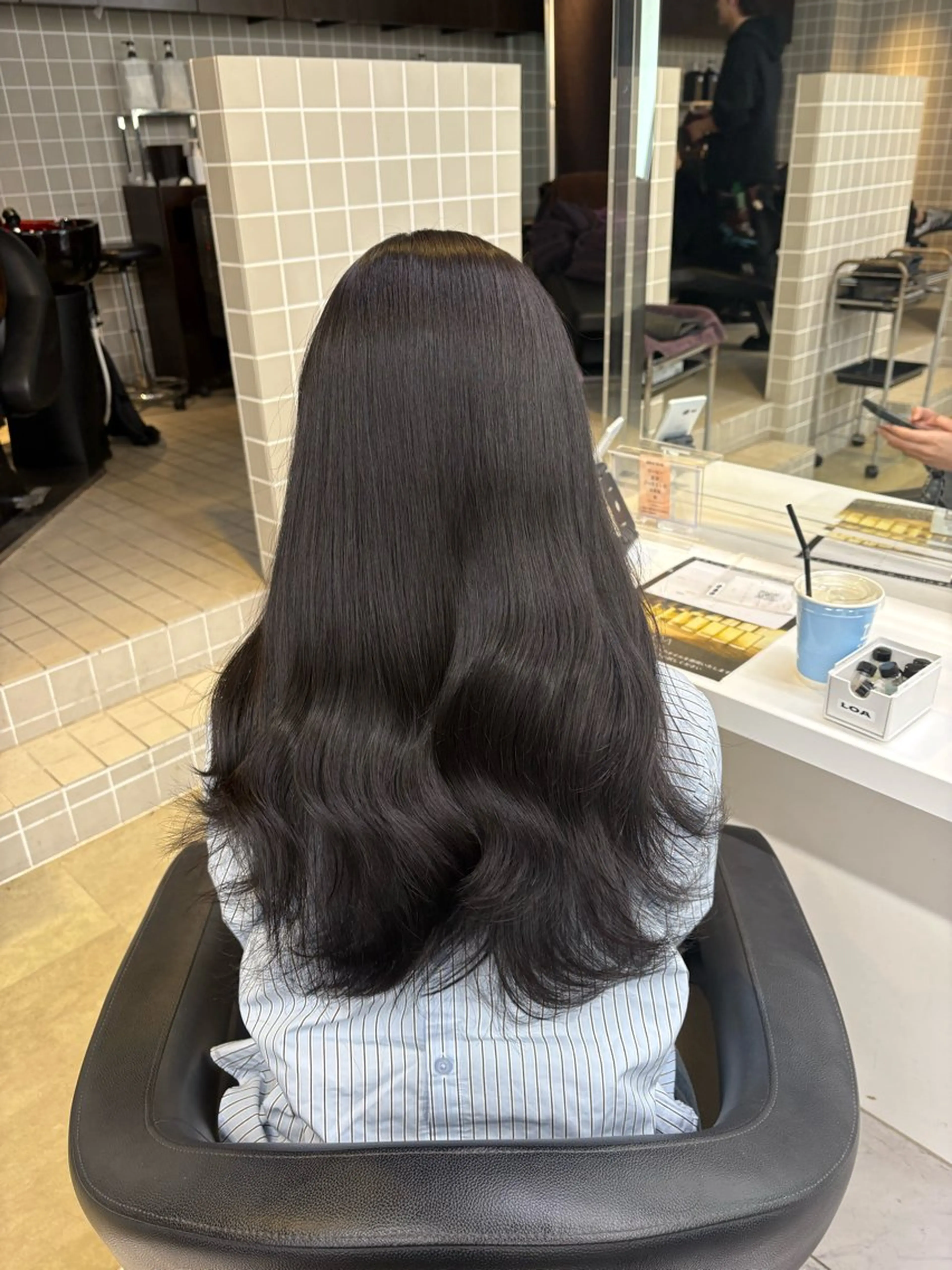 ロング ヘアカラー トリートメント ヘッドスパ ヘアセット 寒色＆ブリーチ特化 寒色MiOのヘアスタイル