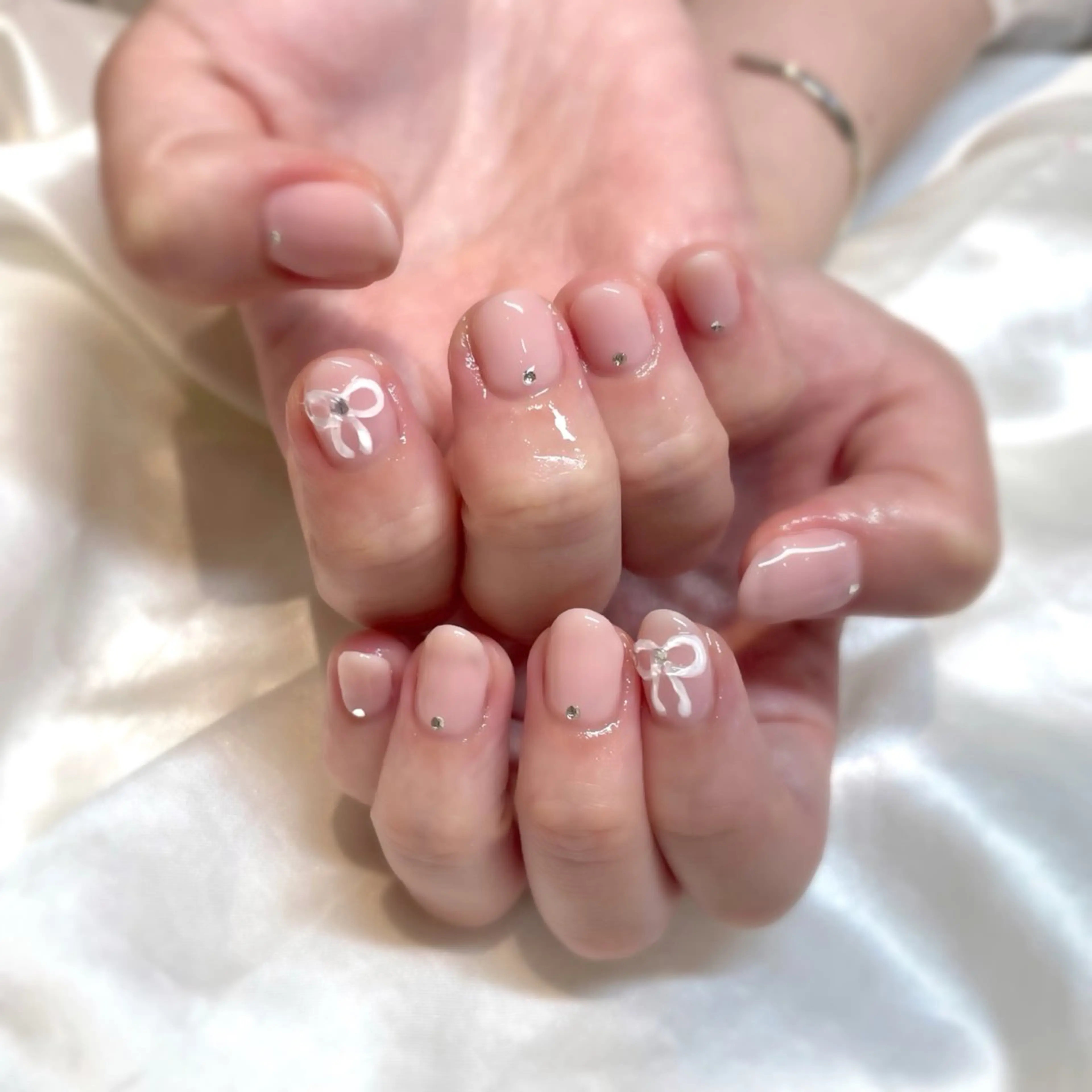 ネイル ピンク リボン ゆ きのネイルデザイン