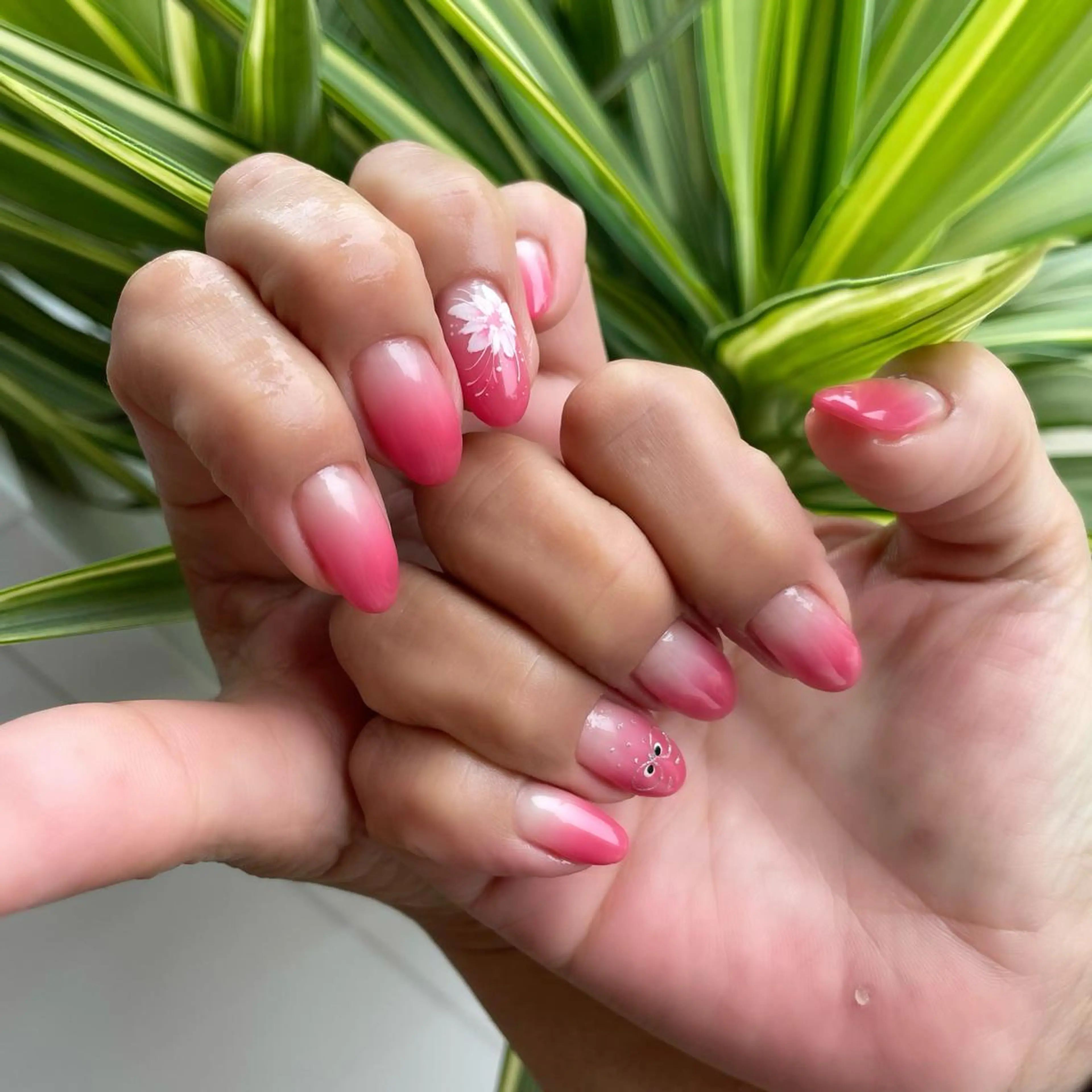 ネイル es nailのネイルデザイン