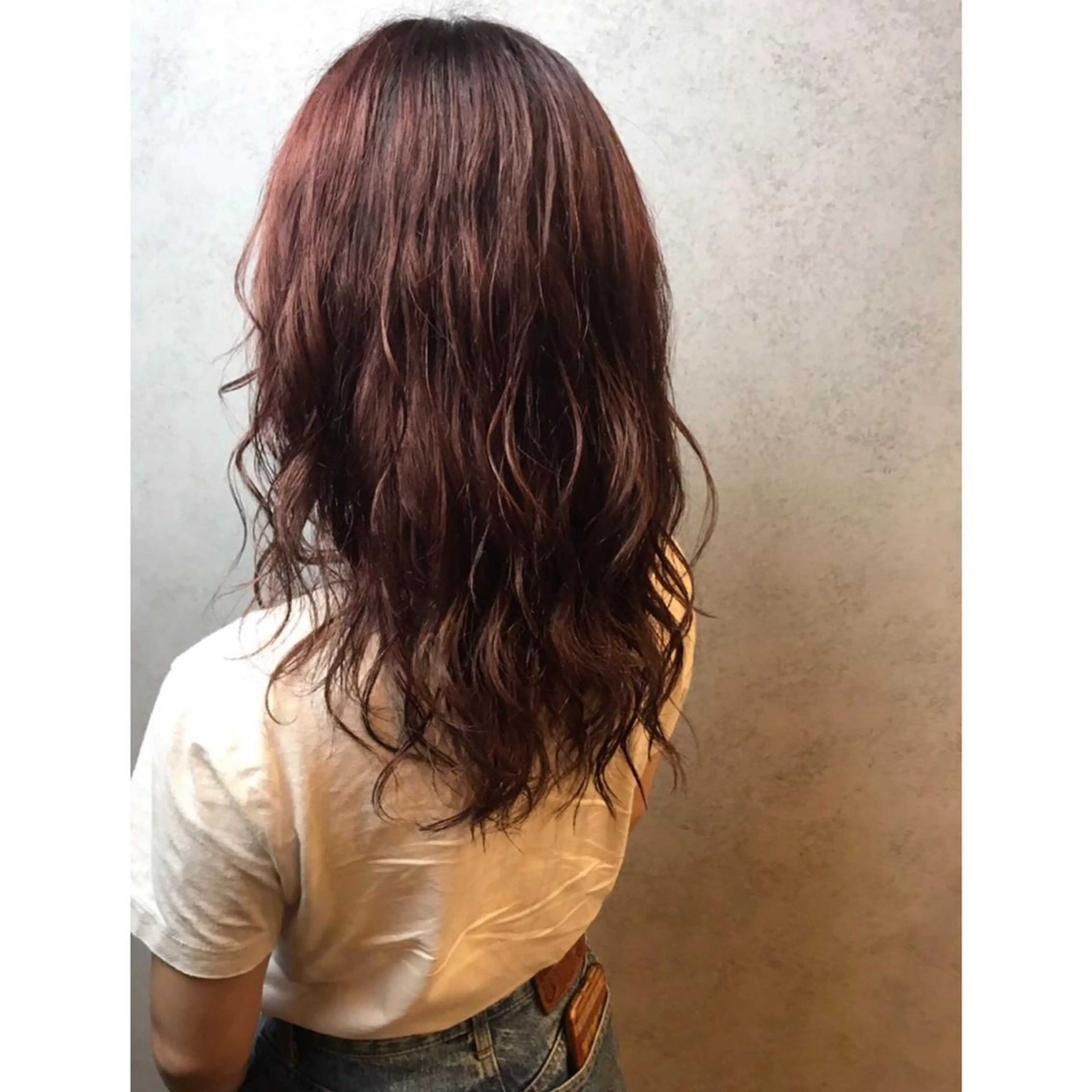 ミディアム Toiro中目黒所属・寄主 洸雅のヘアスタイル