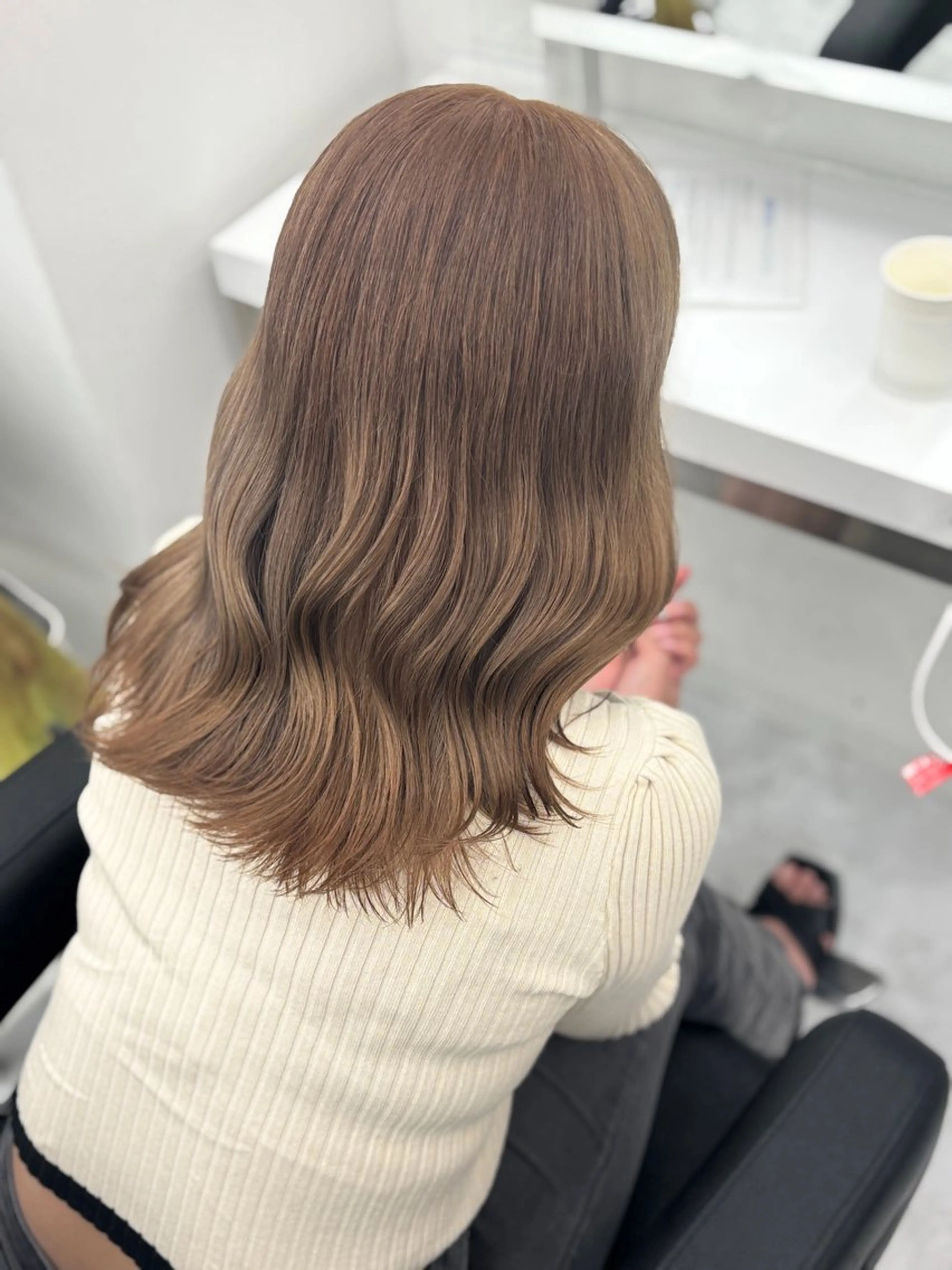 セミロング 韓国ヘア/ブリーチ無 しWカラー/オリーブのヘアスタイル