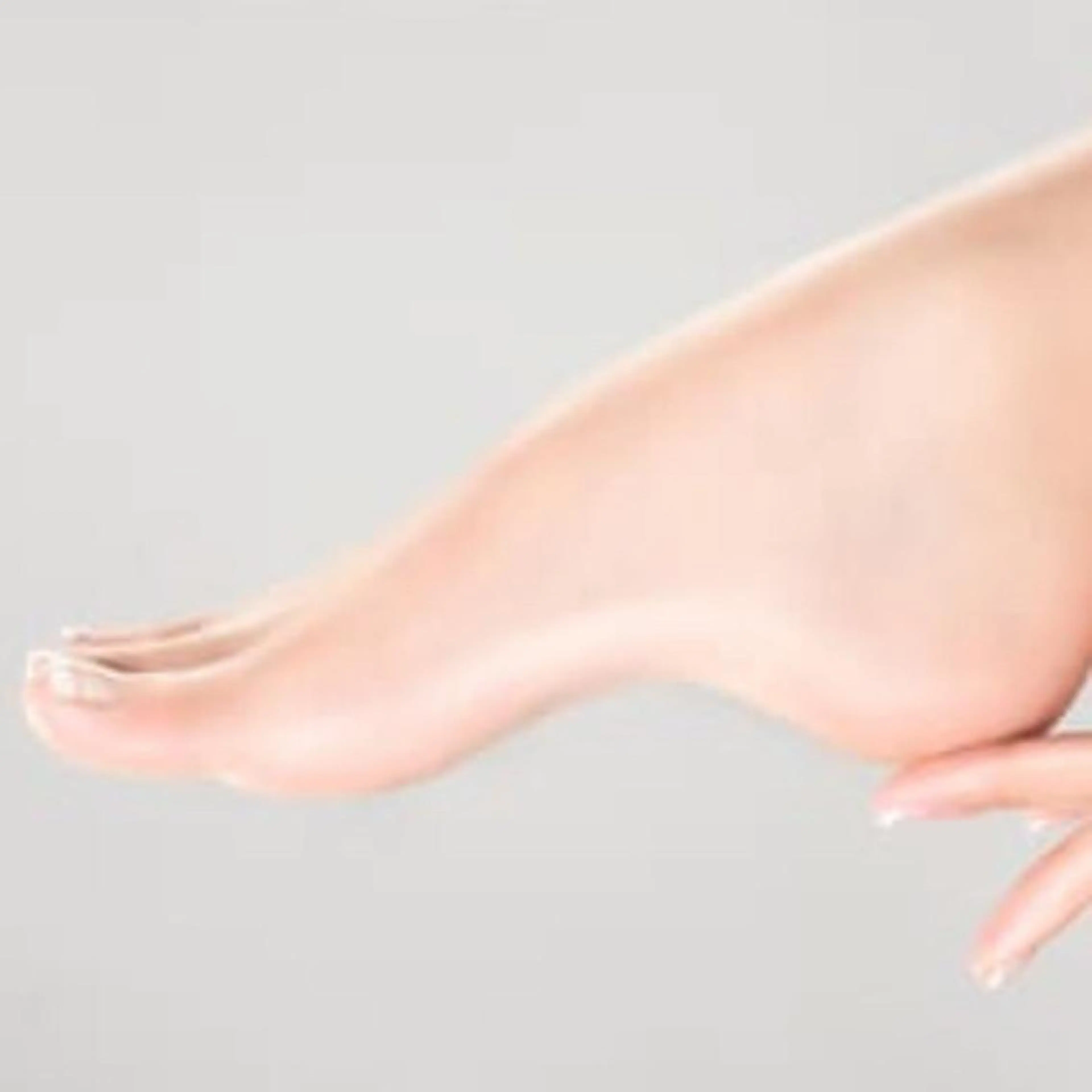 【あし うるっとコース‼️】🩰◝✩🦶✨️✨️〈40分〉角質 たこ 魚の目 ドイツ式✨️の写真