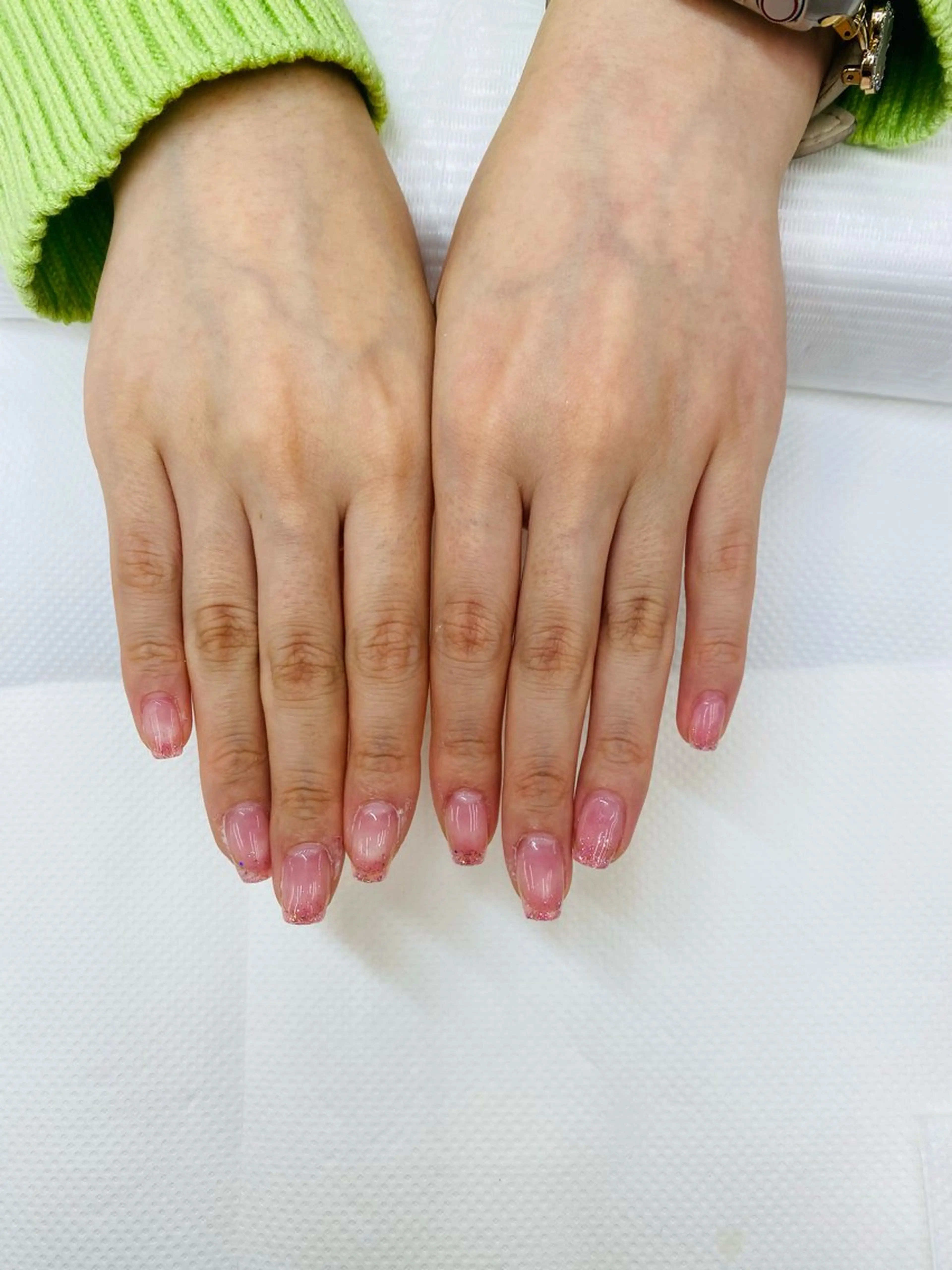 ネイル グラデーション ラメ(グリッター) ラメグラデーション MAXKELLY AIのネイルデザイン