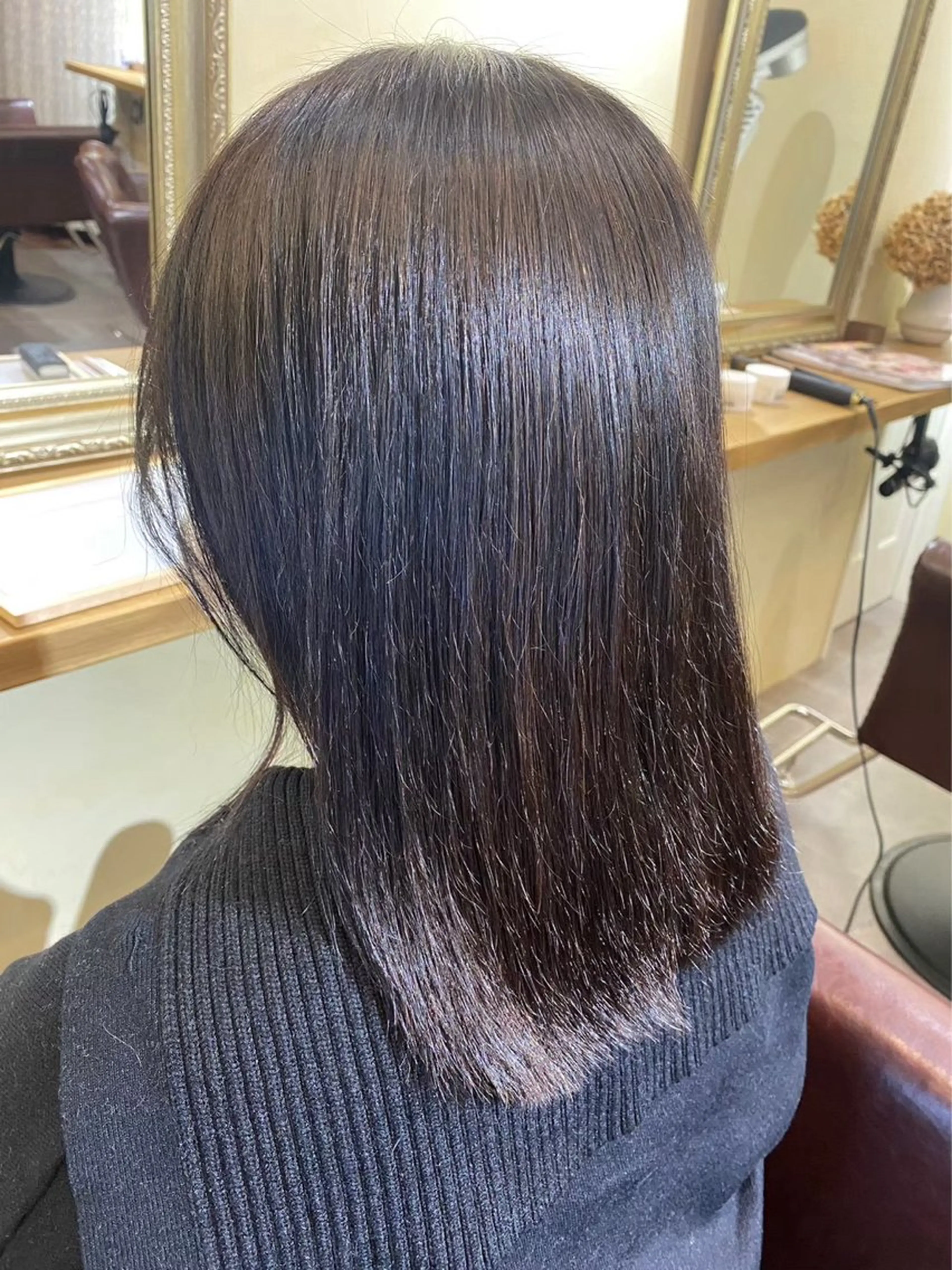 セミロング カット トリートメント Monica-札幌美髪専門美容室-所属・塩崎 春香のヘアスタイル