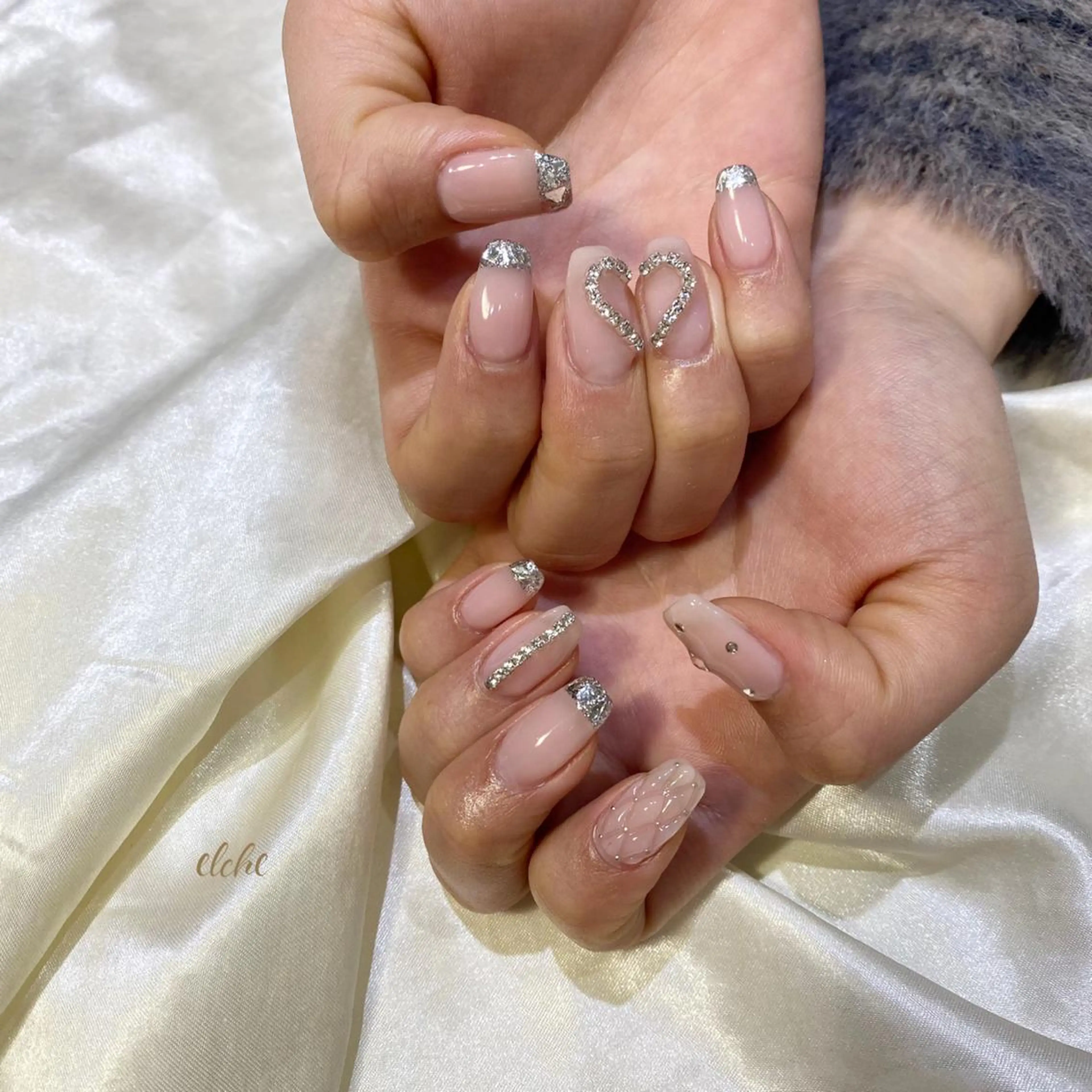 ネイル ハンドネイル 西岡 杏のネイルデザイン