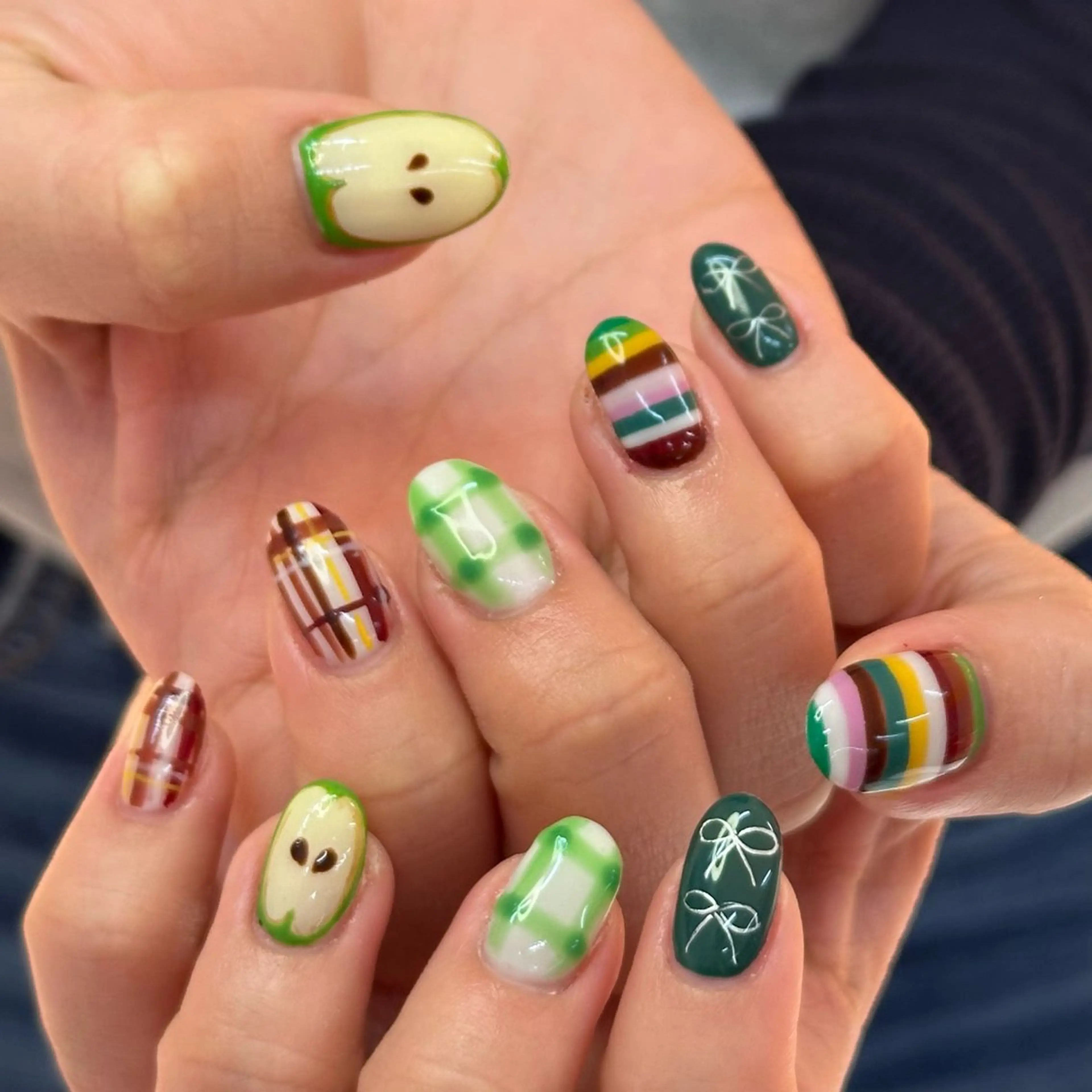 ネイル ハンドネイル フットネイル YukaRyu /個性派デザインのネイルデザイン