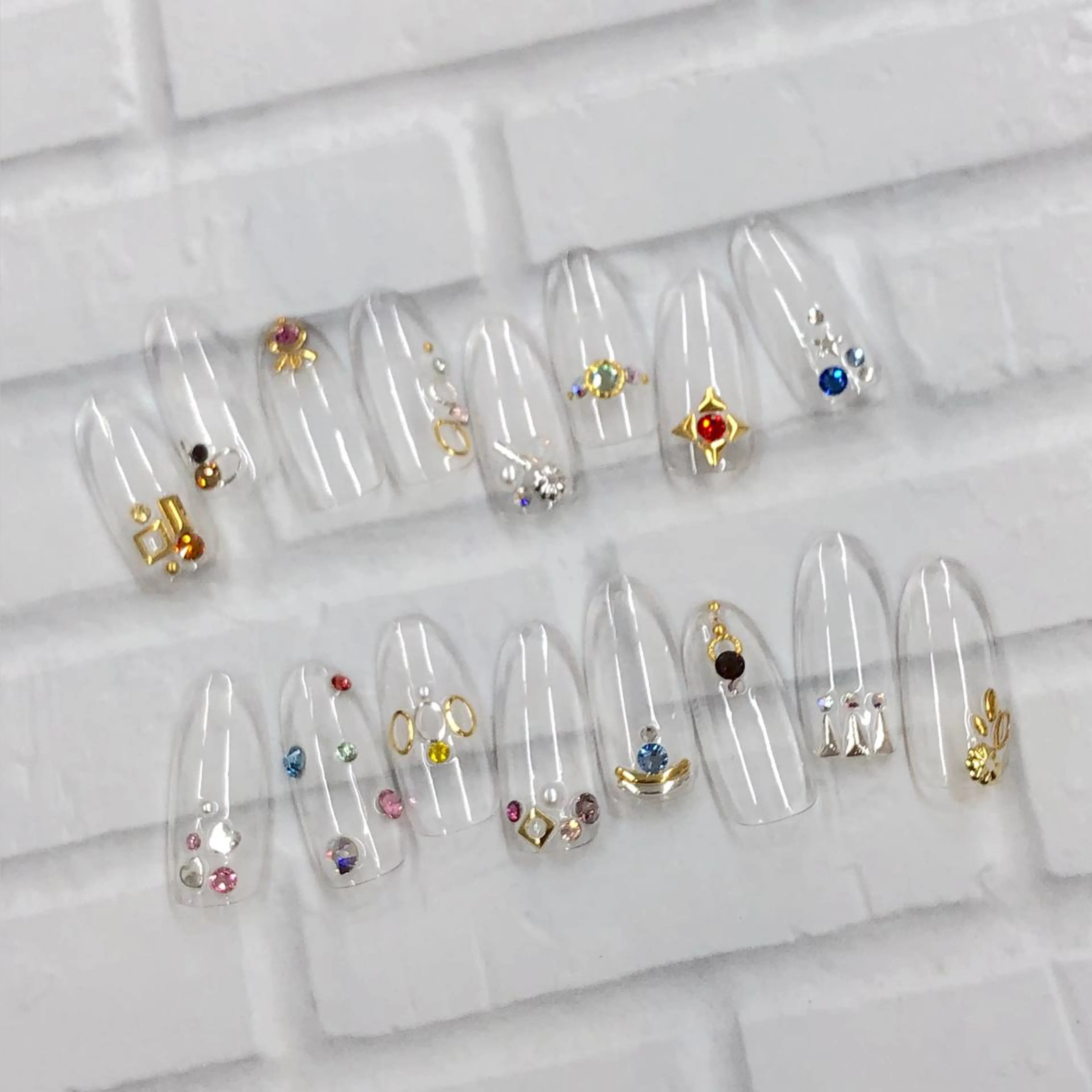 ネイル ストーンネイル Glück ...所属・Glück... chikakoのネイルデザイン