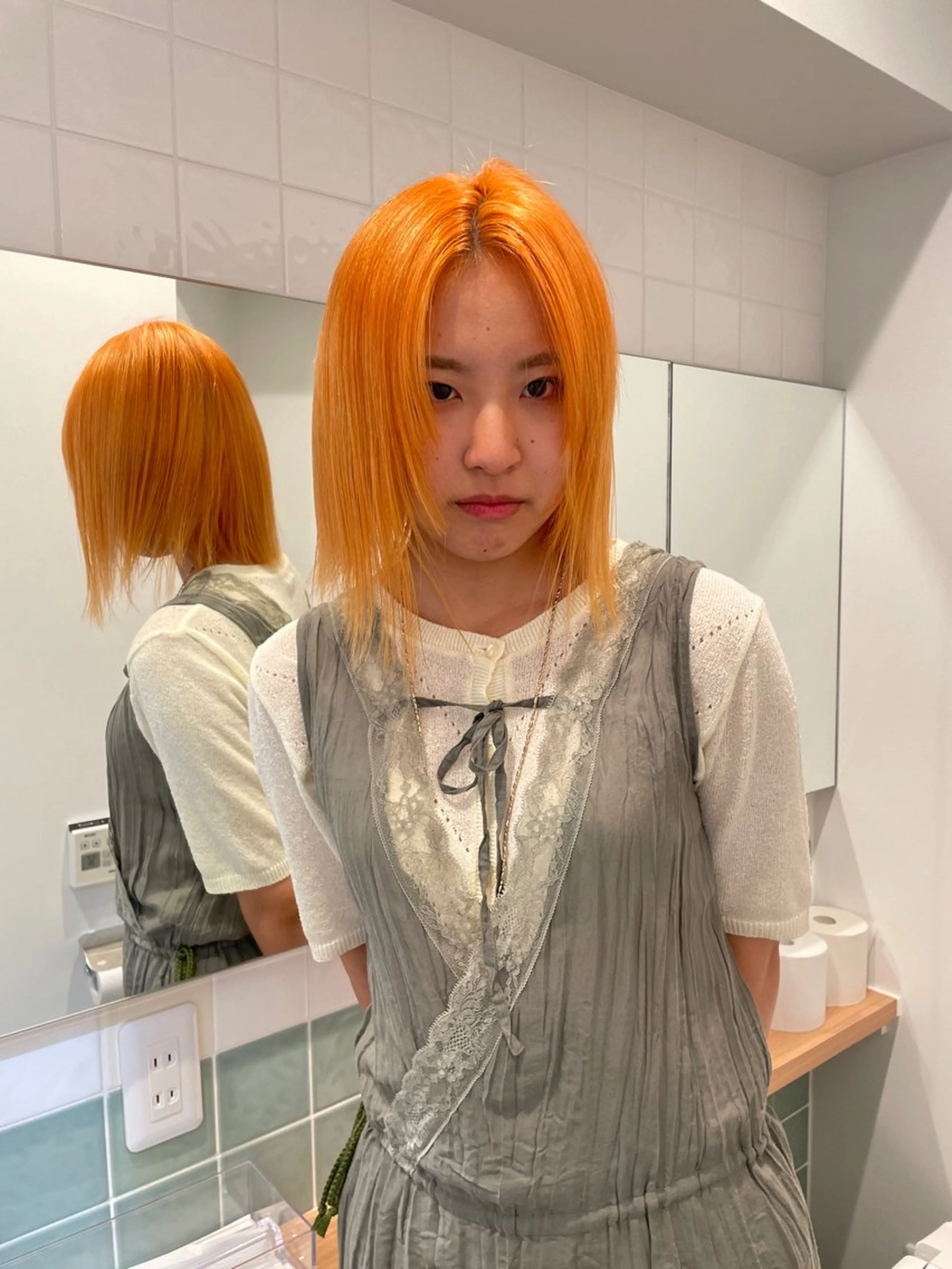 ミディアム カラー laff 新宿所属・ボブ/ケアパーマ/ レイヤー/縮毛矯正のヘアスタイル