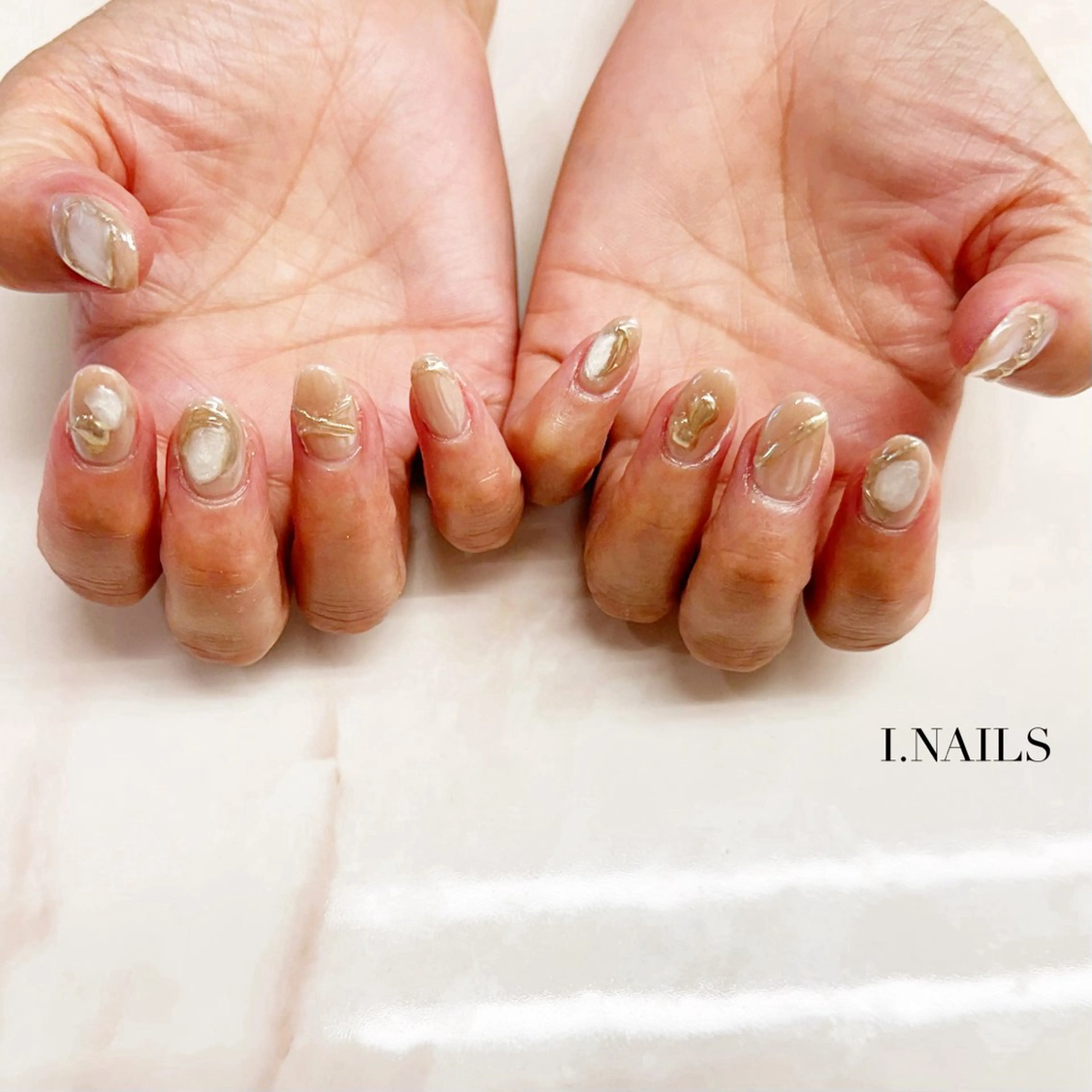 ネイル アイネイルズ所属・早川 梓のネイルデザイン