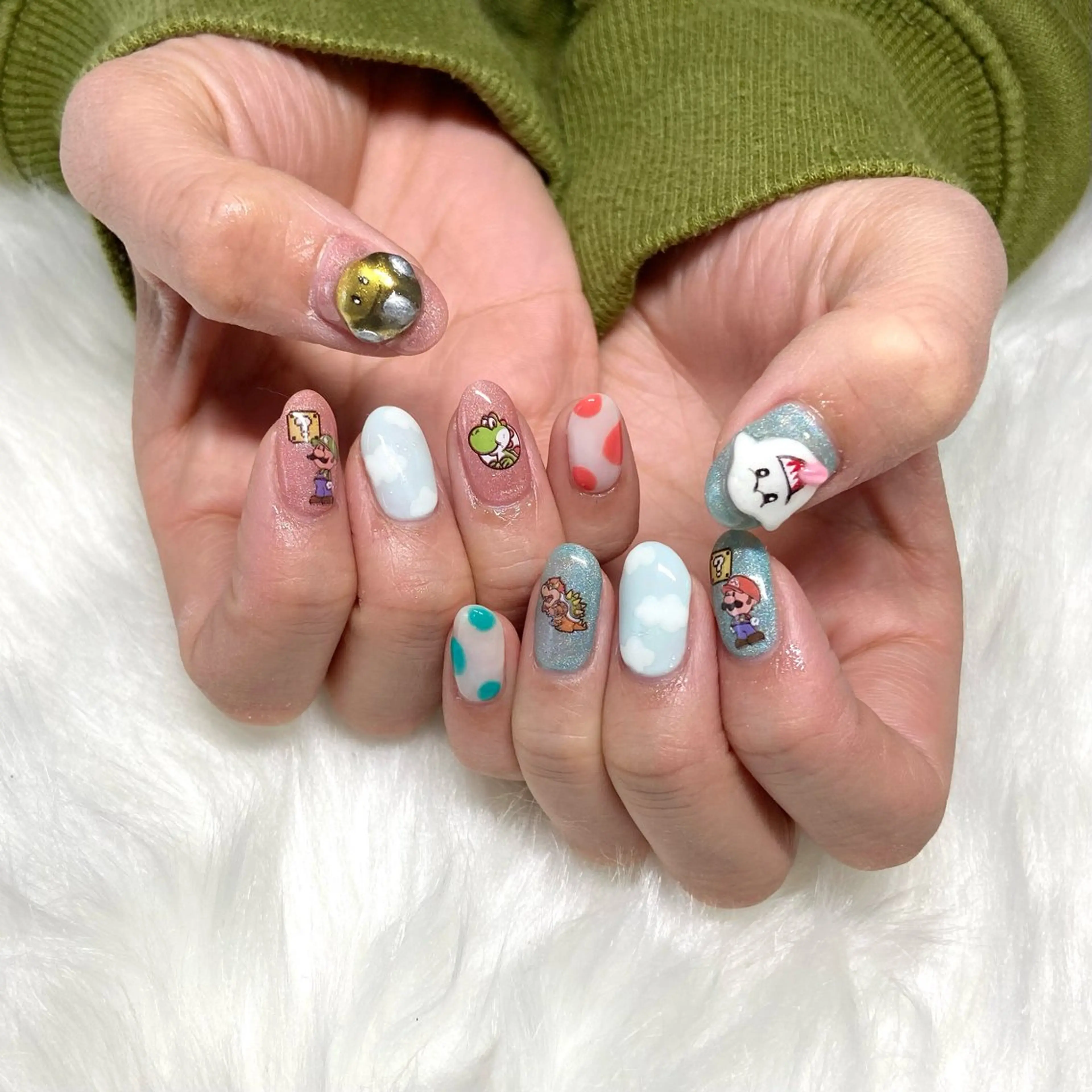 ネイル R nailのネイルデザイン