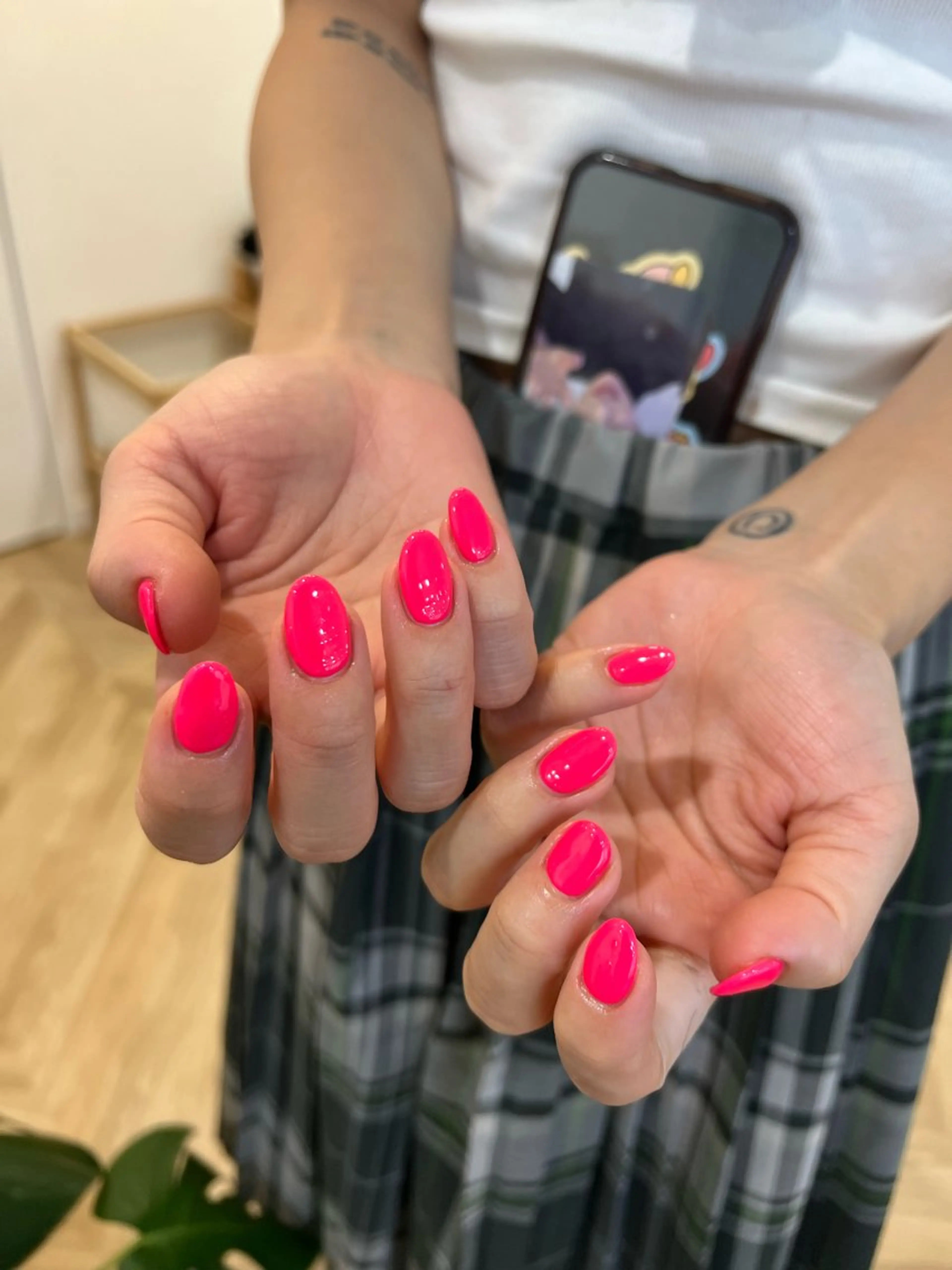 ネイル ハンドネイル フットネイル ハンドケア Nes.Nail所属・Miyagi Asamiのネイルデザイン