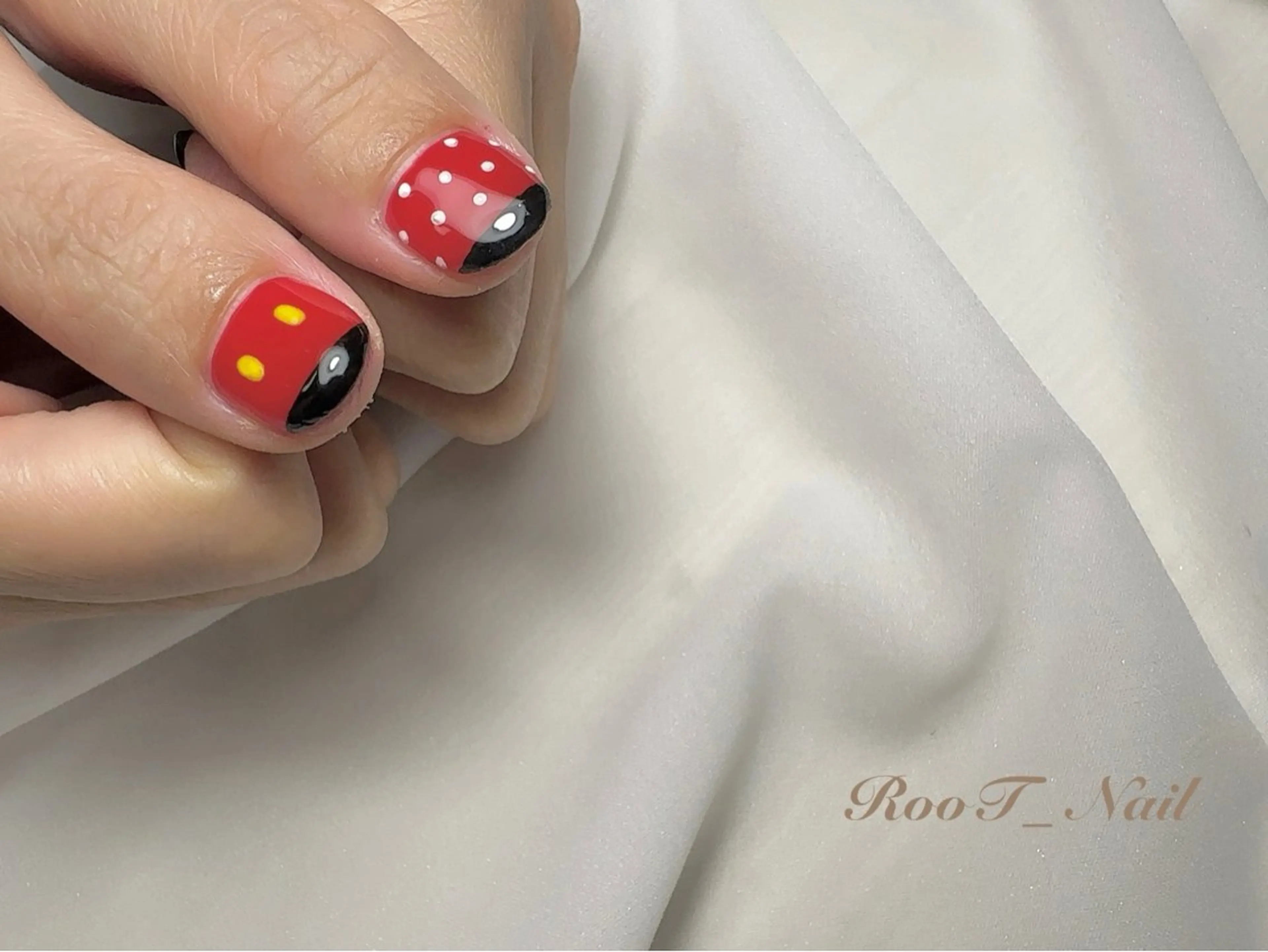 ネイル ハンドネイル RooT Nailのネイルデザイン